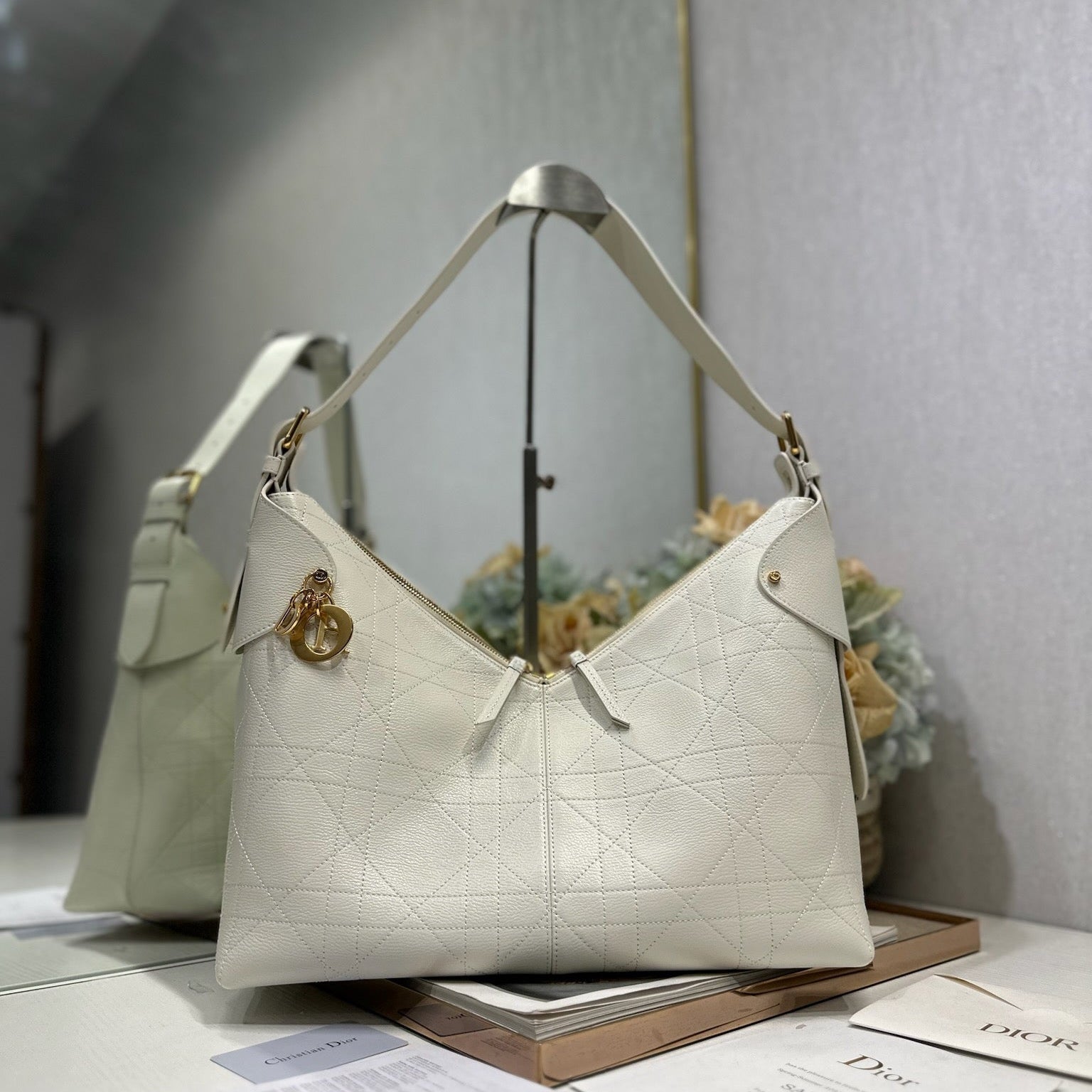 DIOR 26S VOYAGE BAG 34 IN CREAM WHITE CALFSKIN