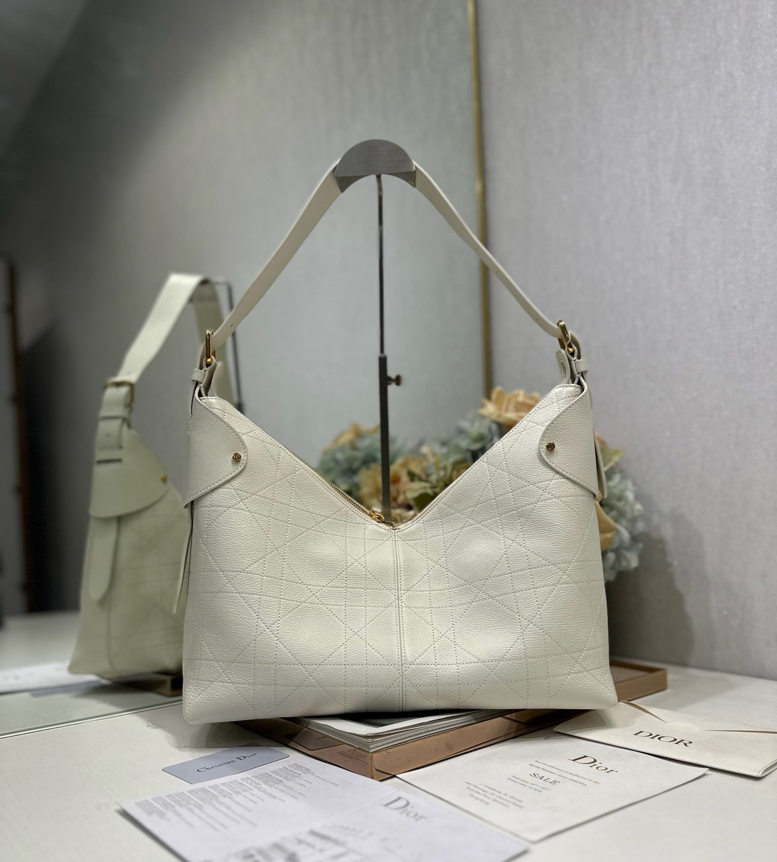 DIOR 26S VOYAGE BAG 34 IN CREAM WHITE CALFSKIN