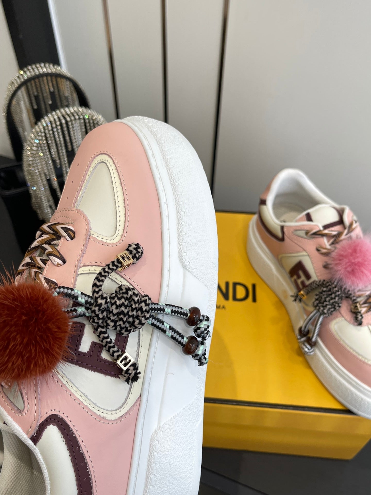 FENDI 25S SNEAKERS 50 MM IN PINK MIX WHITE SYNTHETIC LEATHER WITH CHARM