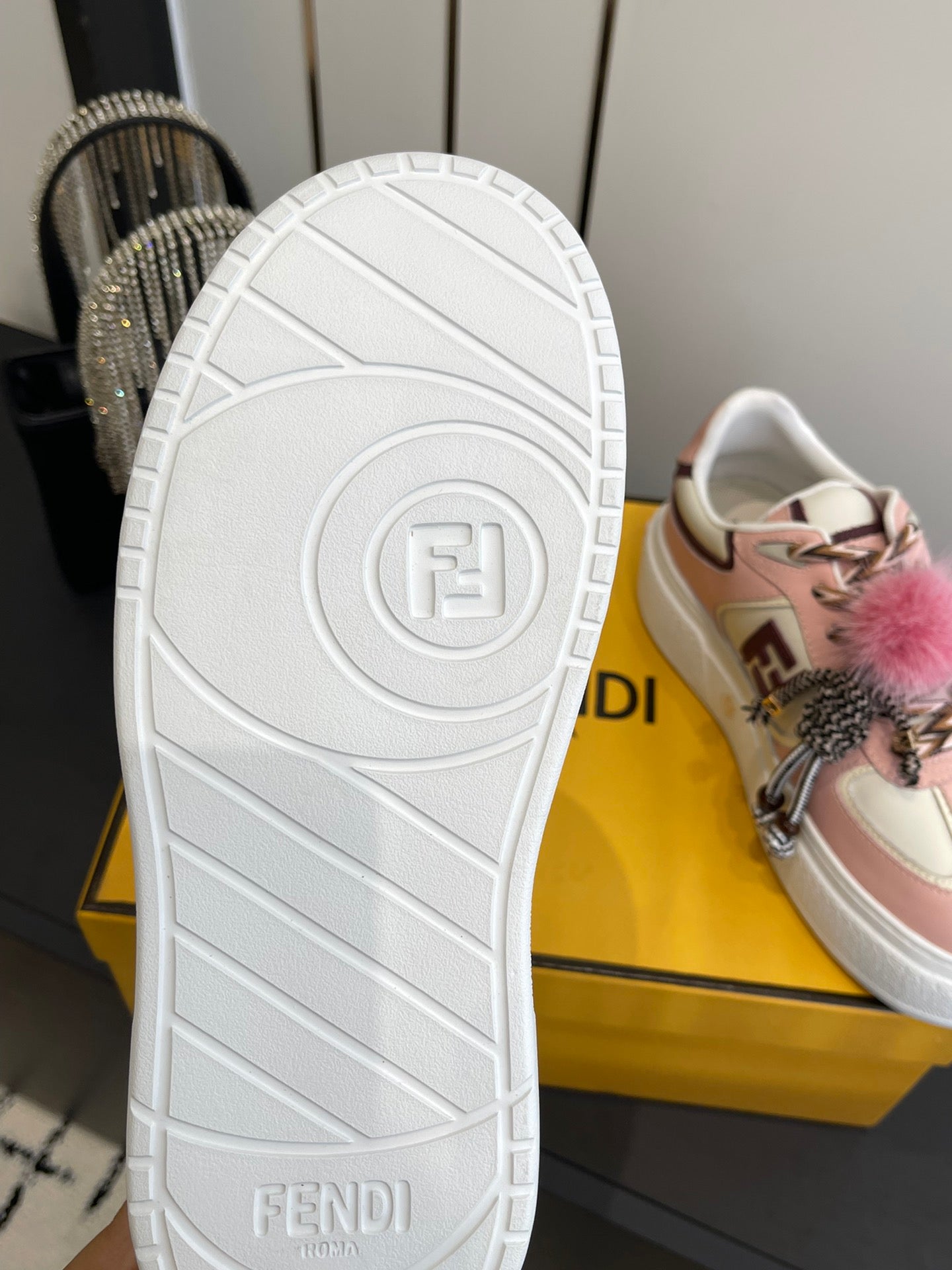 FENDI 25S SNEAKERS 50 MM IN PINK MIX WHITE SYNTHETIC LEATHER WITH CHARM