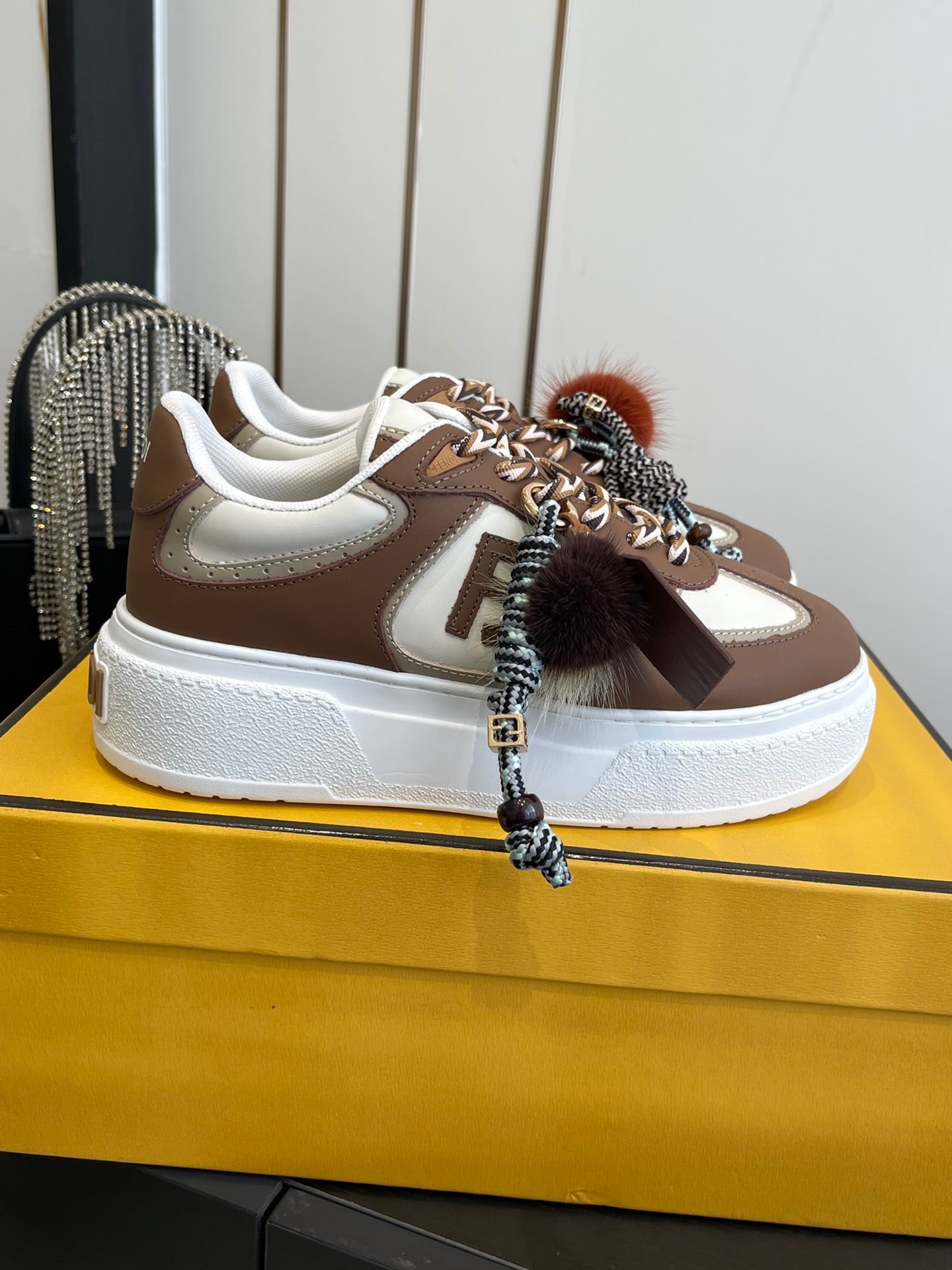 FENDI 25S SNEAKERS 50 MM IN BROWN SYNTHETIC LEATHER WITH CHARM
