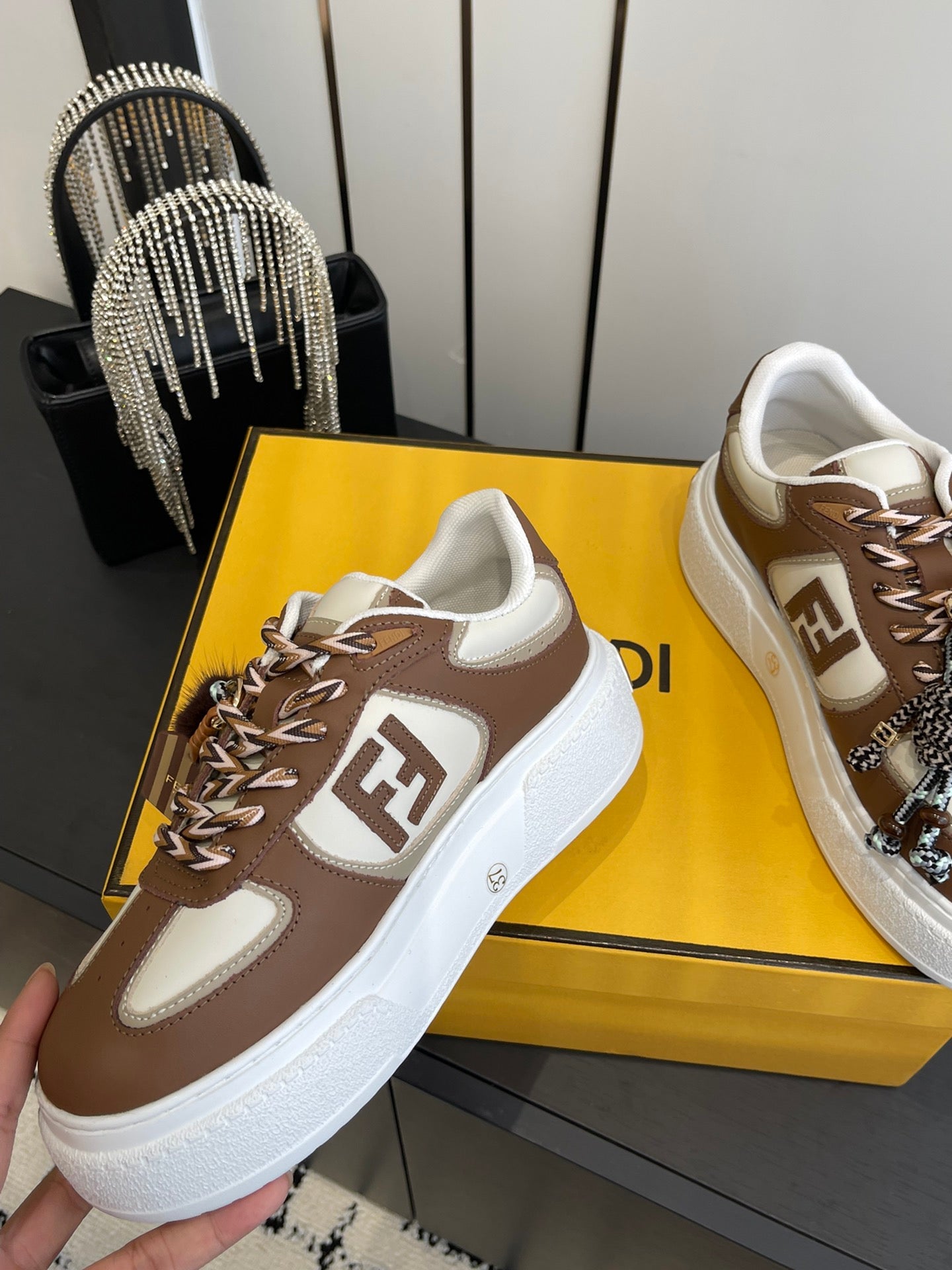 FENDI 25S SNEAKERS 50 MM IN BROWN SYNTHETIC LEATHER WITH CHARM