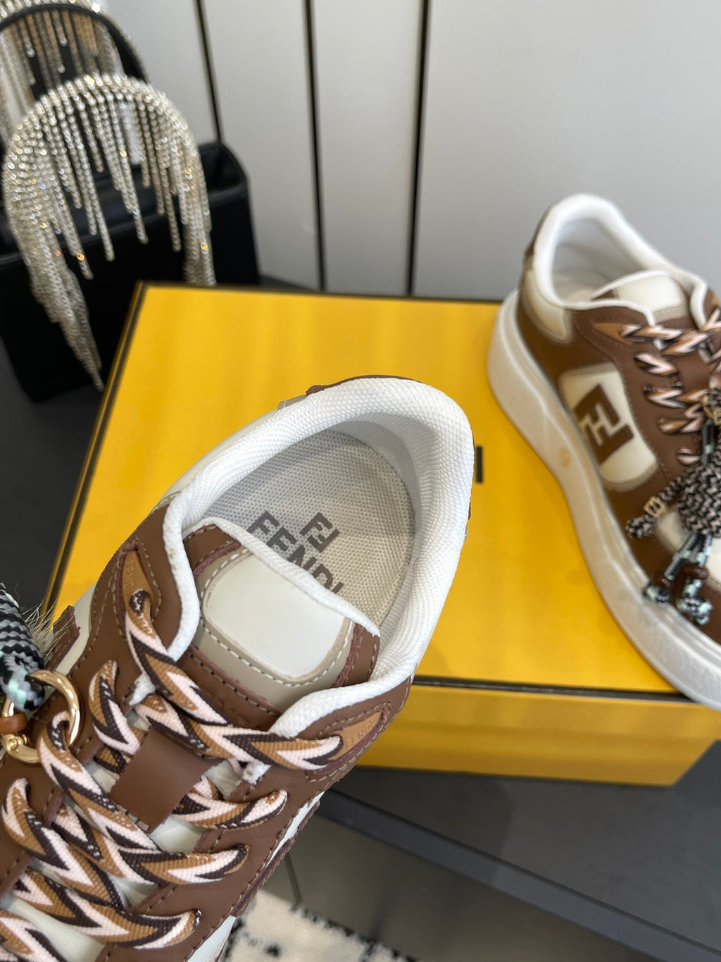 FENDI 25S SNEAKERS 50 MM IN BROWN SYNTHETIC LEATHER WITH CHARM