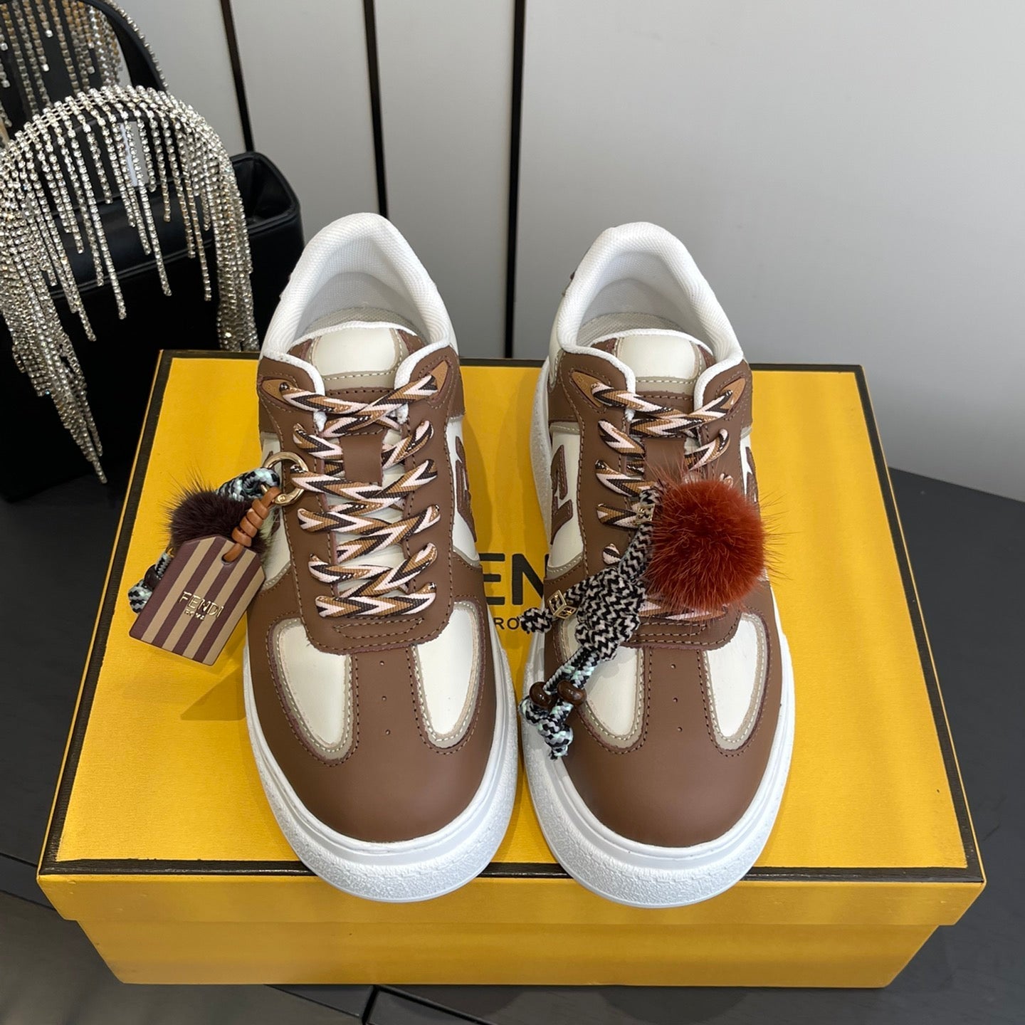 FENDI 25S SNEAKERS 50 MM IN BROWN SYNTHETIC LEATHER WITH CHARM