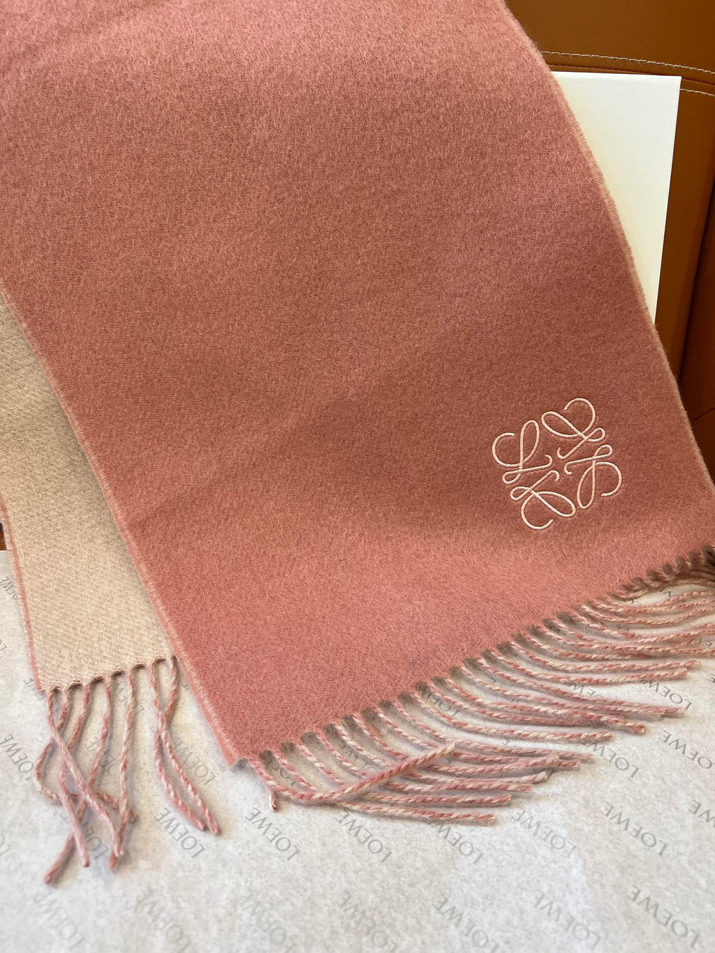 LOEWE 26S SCARF 180 IN CASHMERE WOOL 863709