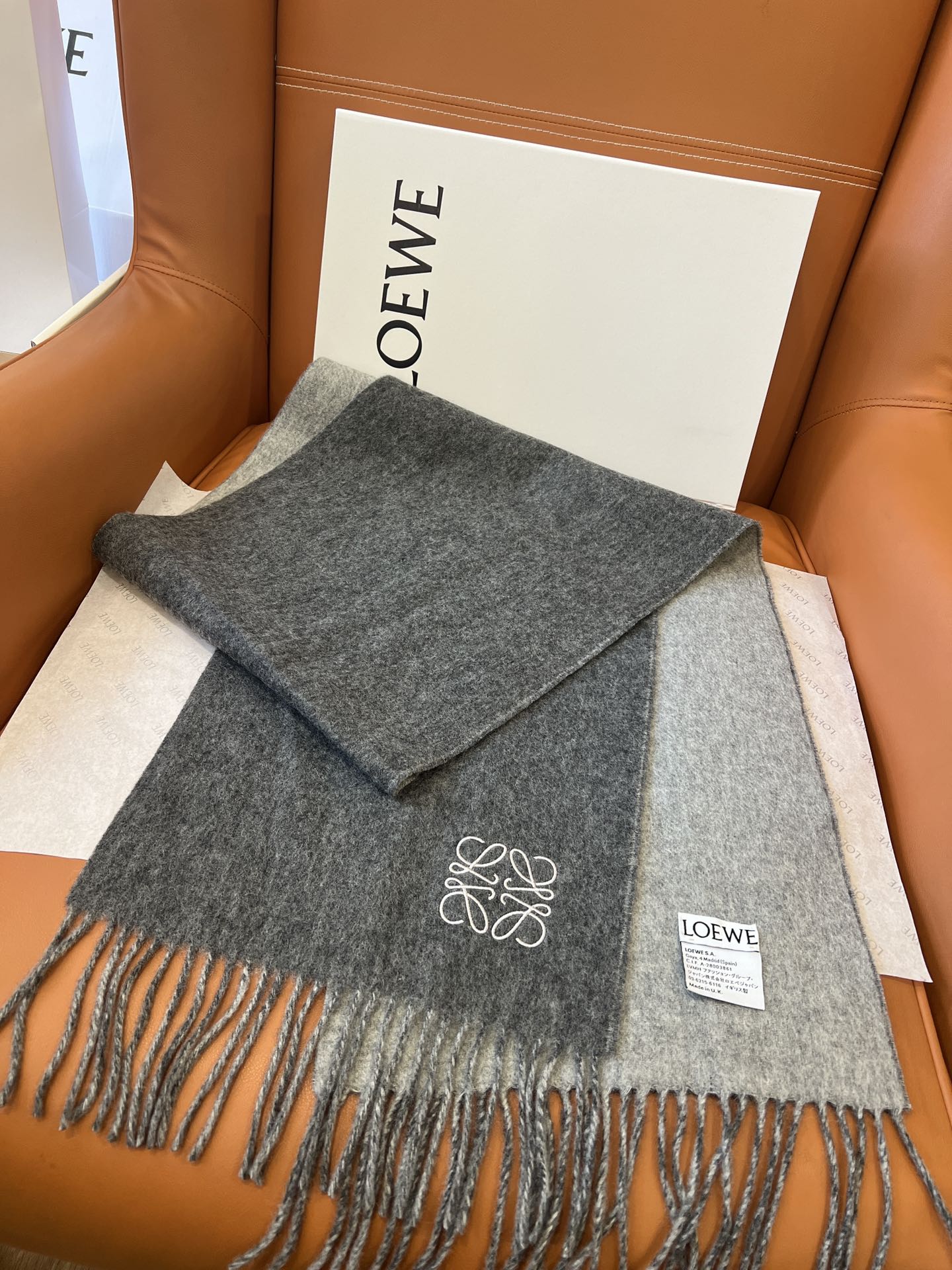 LOEWE 26S SCARF 180 IN CASHMERE WOOL 863828