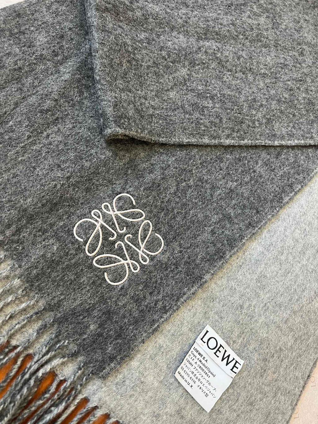 LOEWE 26S SCARF 180 IN CASHMERE WOOL 863828