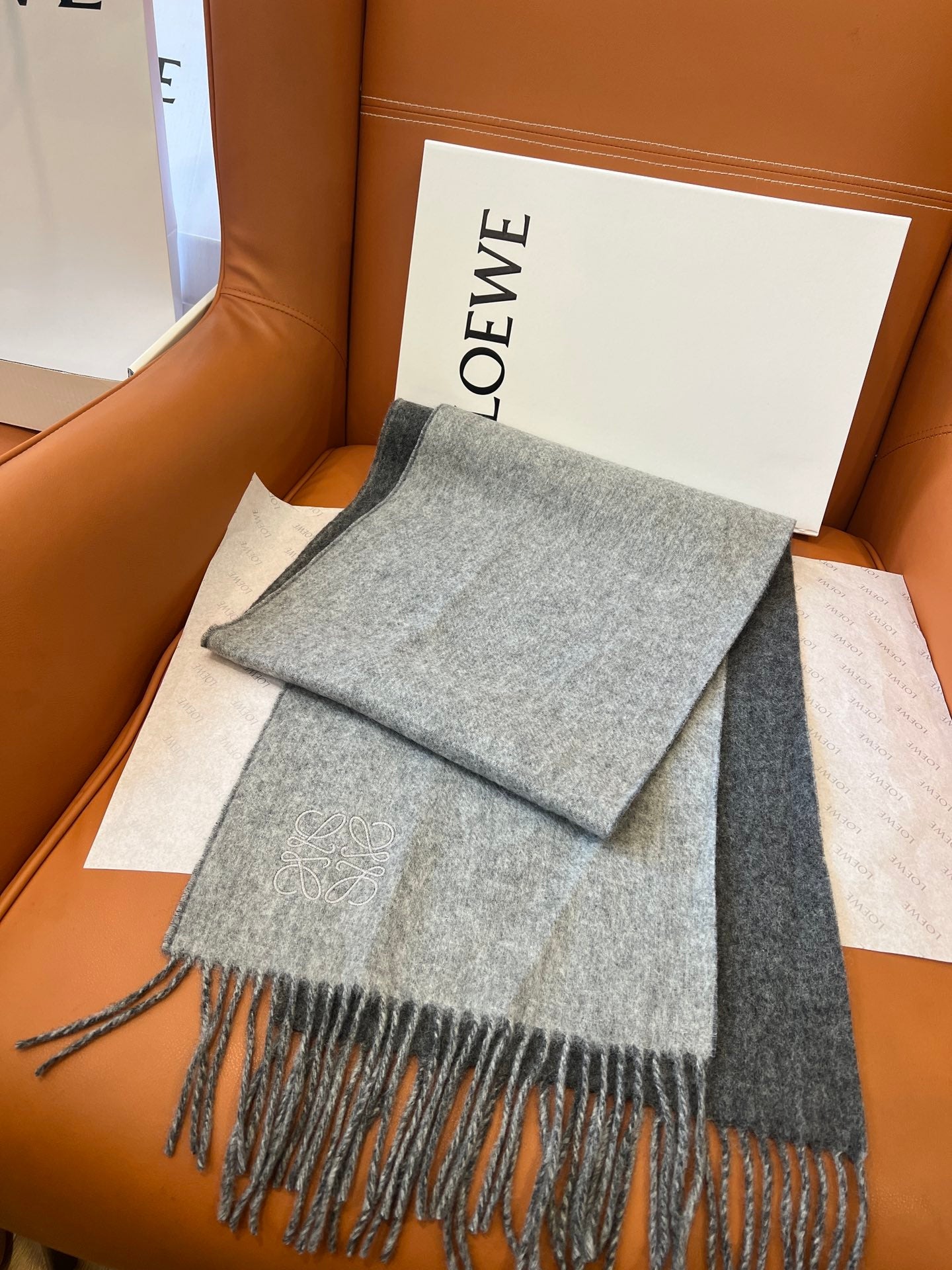 LOEWE 26S SCARF 180 IN CASHMERE WOOL 863828