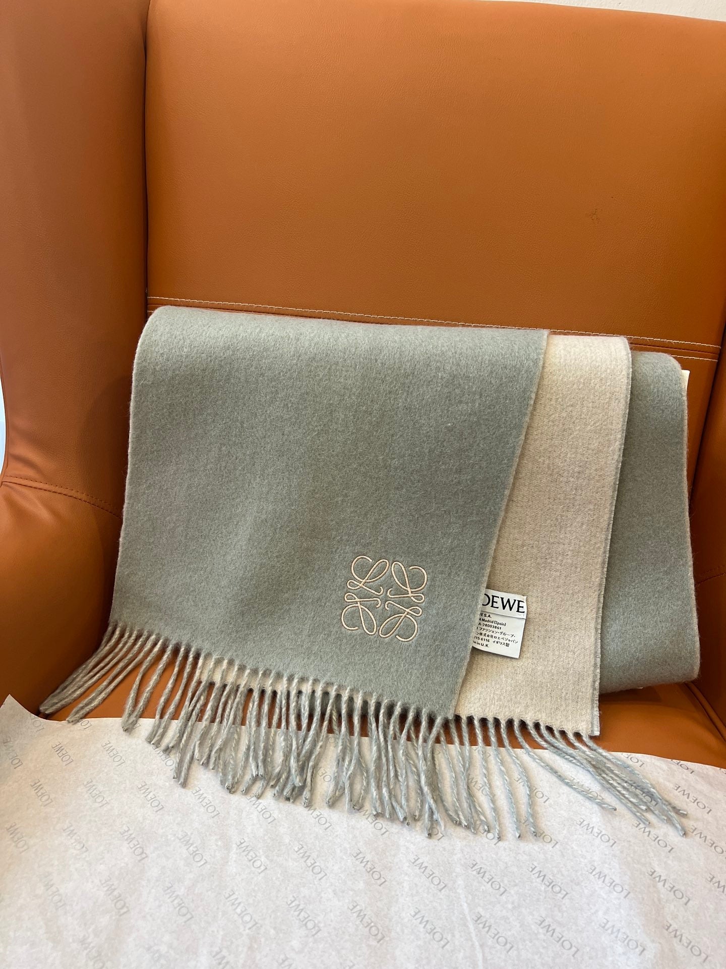 LOEWE 26S SCARF 180 IN CASHMERE WOOL 863829