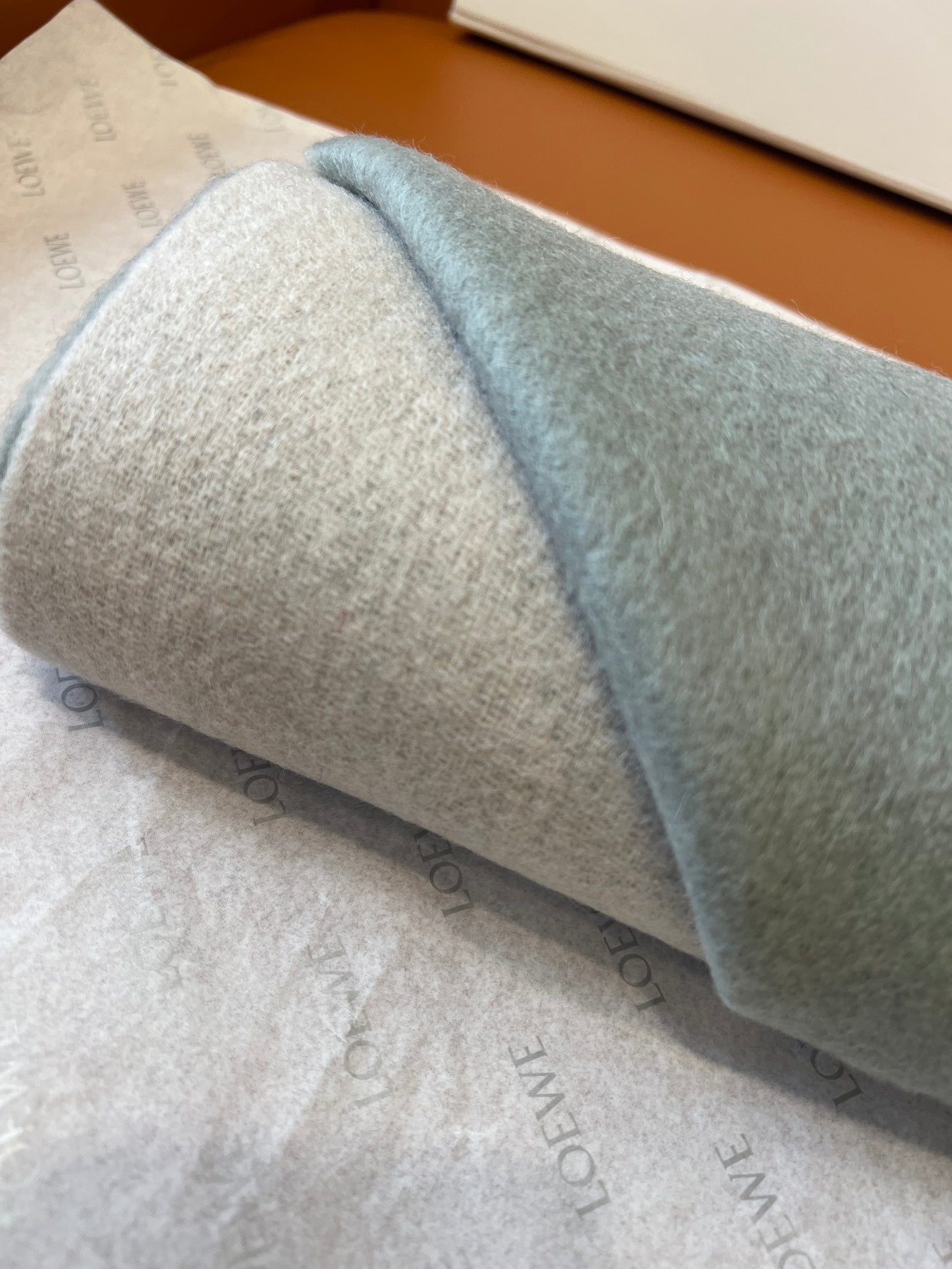LOEWE 26S SCARF 180 IN CASHMERE WOOL 863829