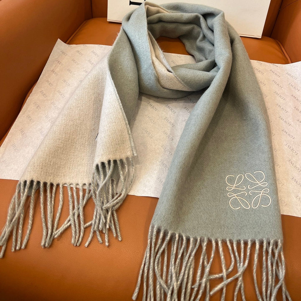 LOEWE 26S SCARF 180 IN CASHMERE WOOL 863829