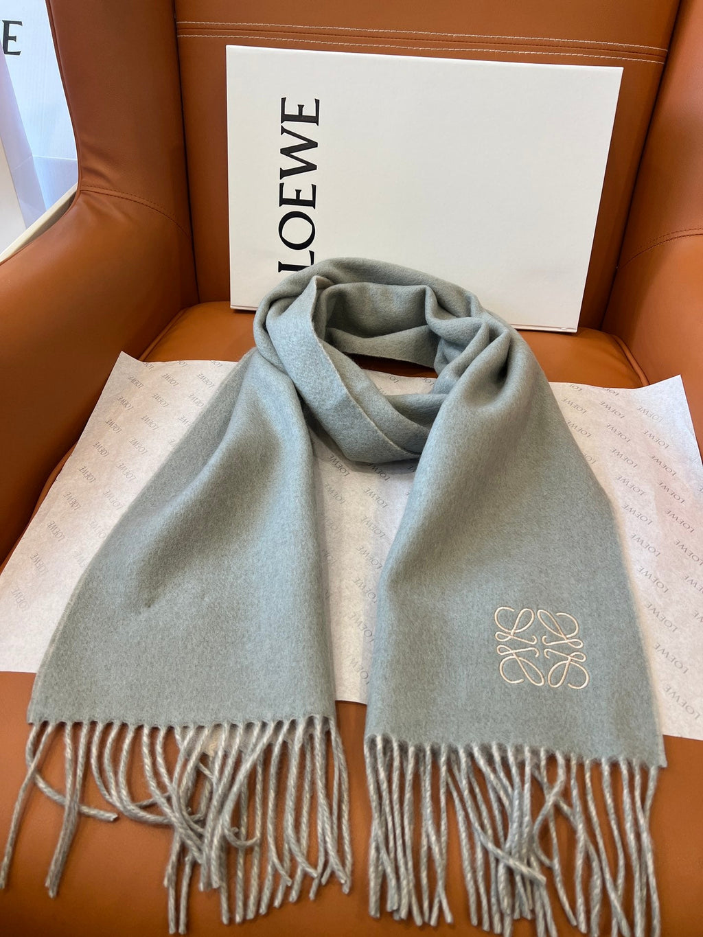 LOEWE 26S SCARF 180 IN CASHMERE WOOL 863829