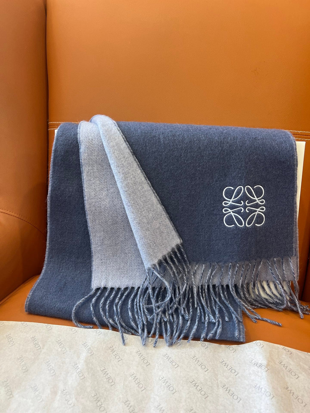 LOEWE 26S SCARF 180 IN CASHMERE WOOL 863832