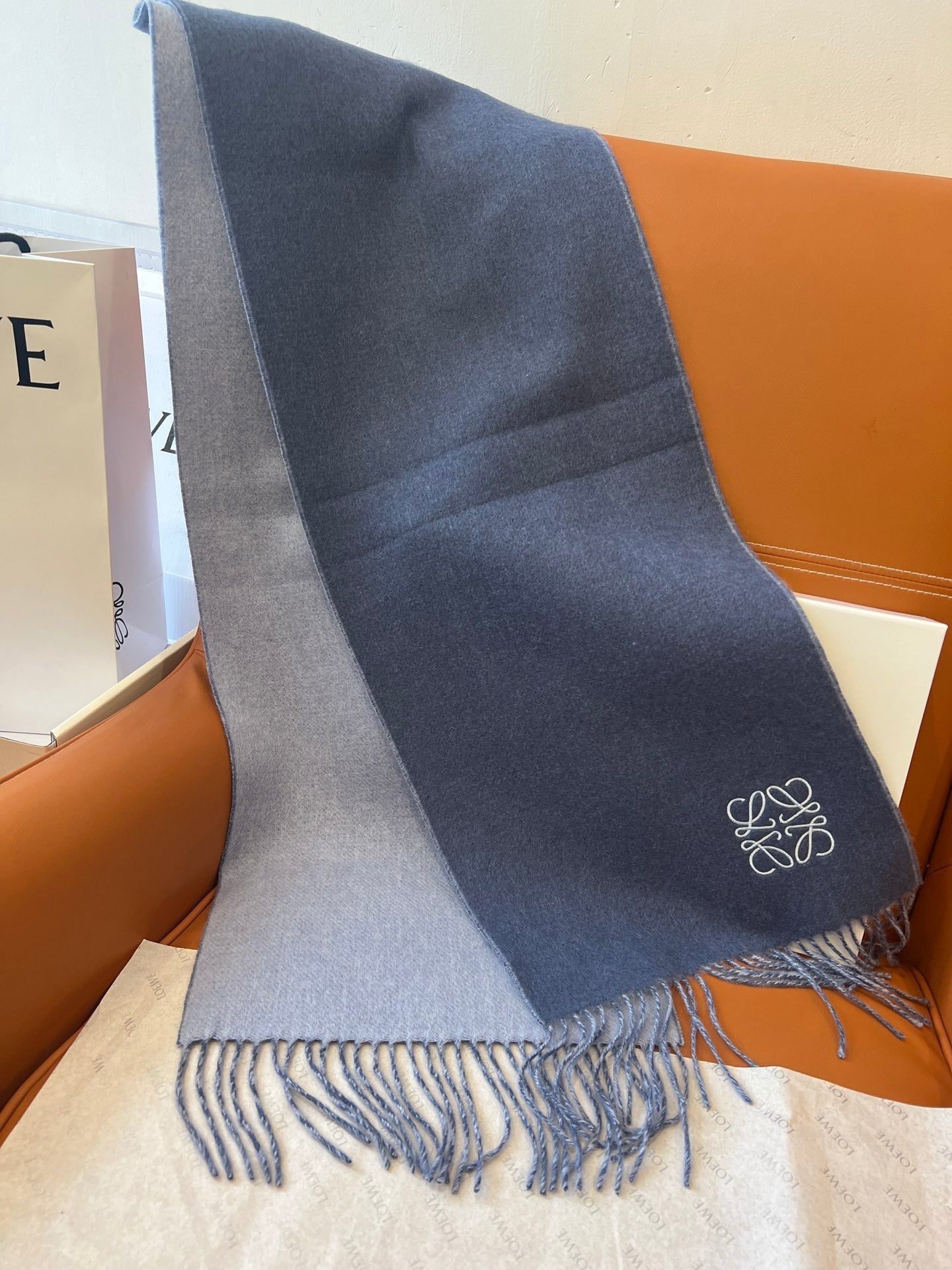 LOEWE 26S SCARF 180 IN CASHMERE WOOL 863832