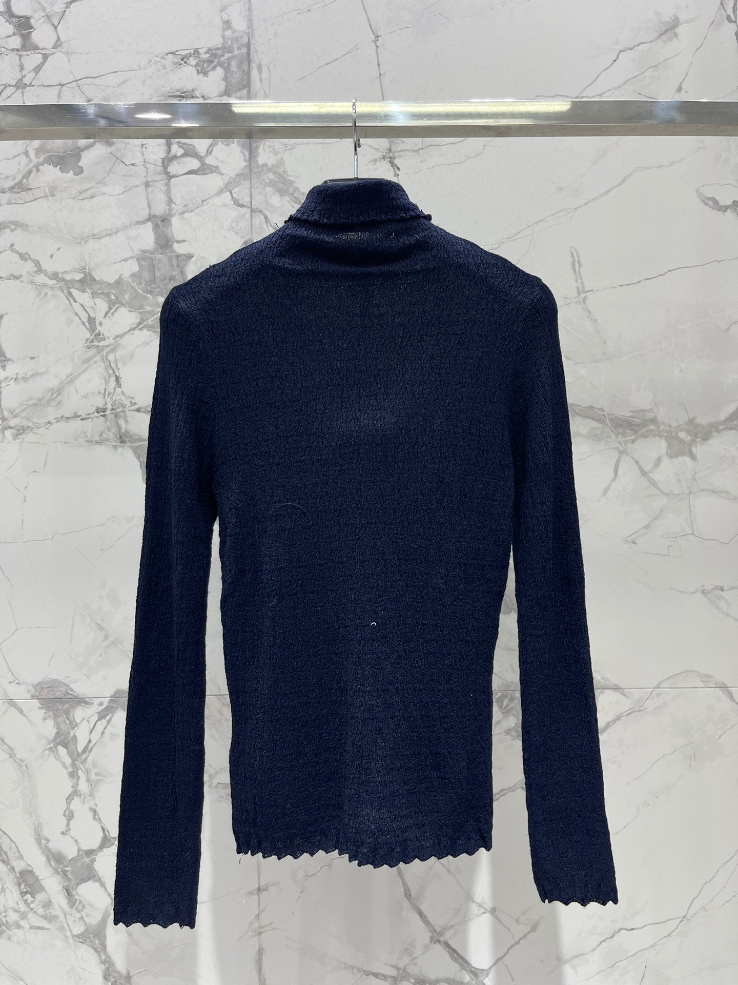 YSL 25S FITTED TURTLENECK SWEATER STYLE 183