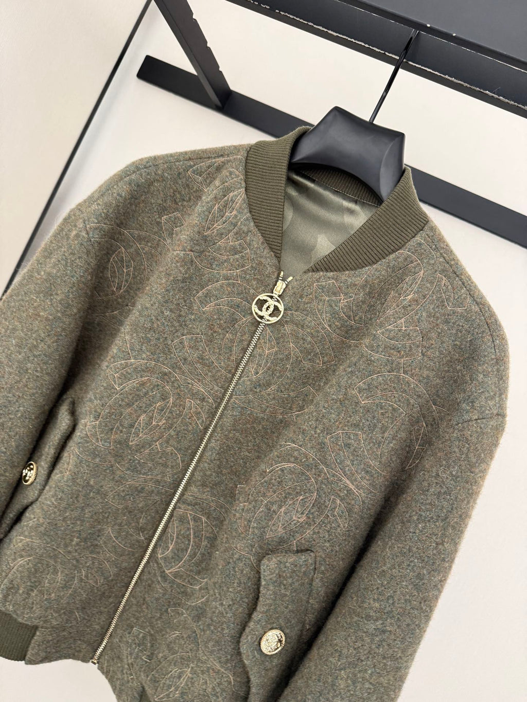 CHANEL 25S BOMBER JACKET 424