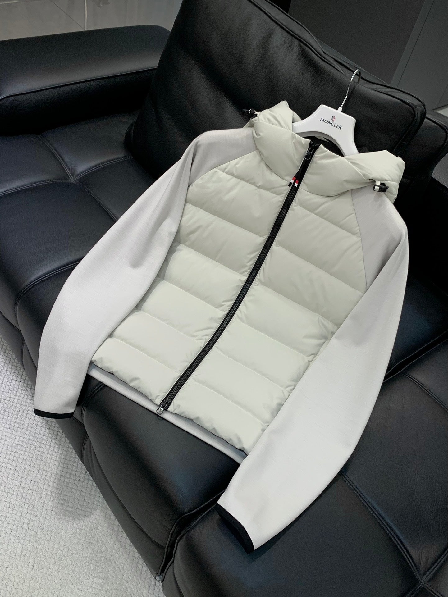 MONCLER 25S GRENOBLE DOWN JACKET 207