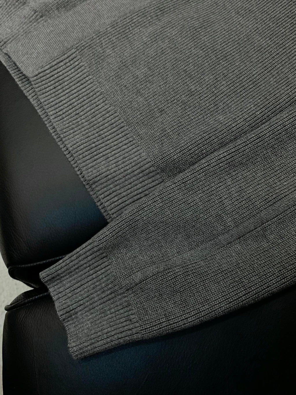 PRADA 25S CARDIGAN 486
