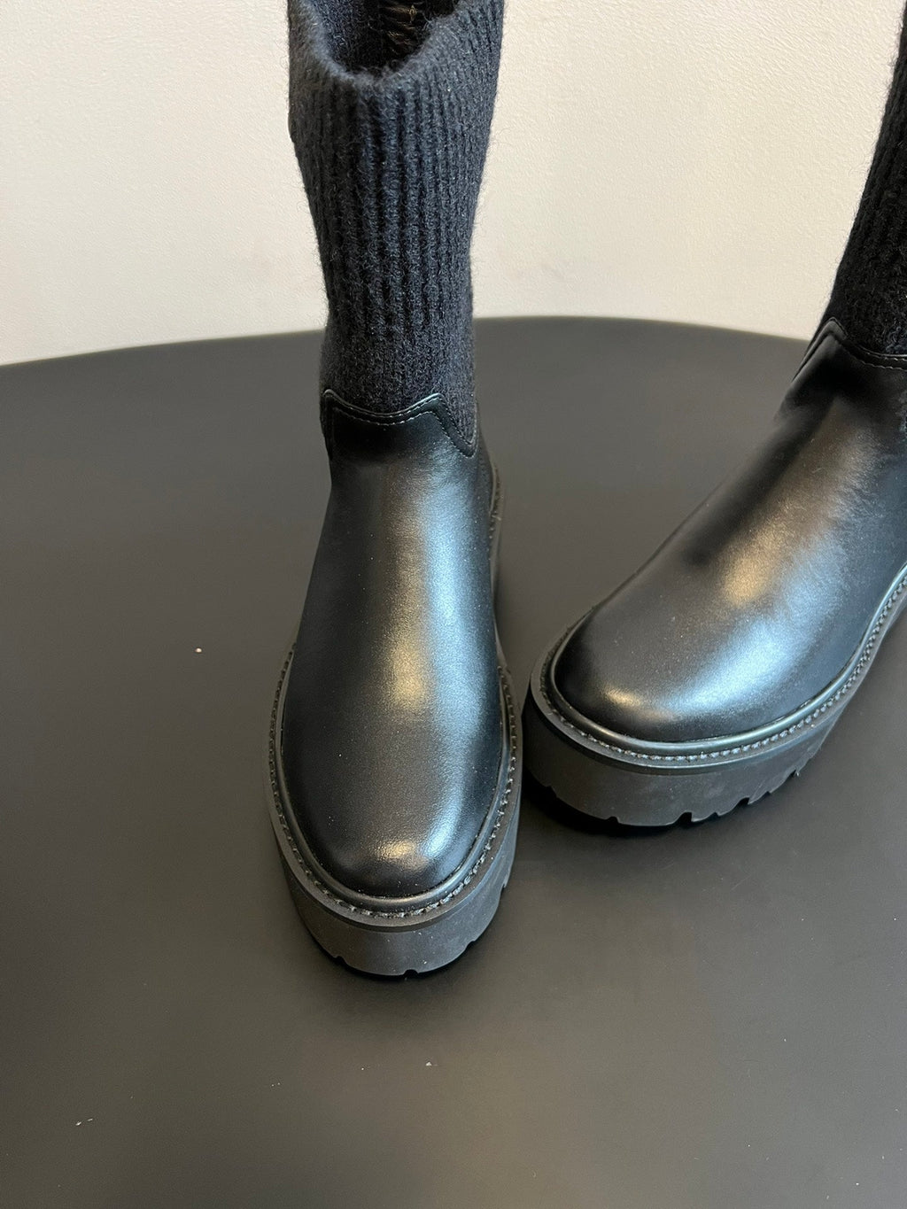 CELINE 26S ANKLE BOOTS 60 MM IN BLACK CALFSKIN AND WOOL
