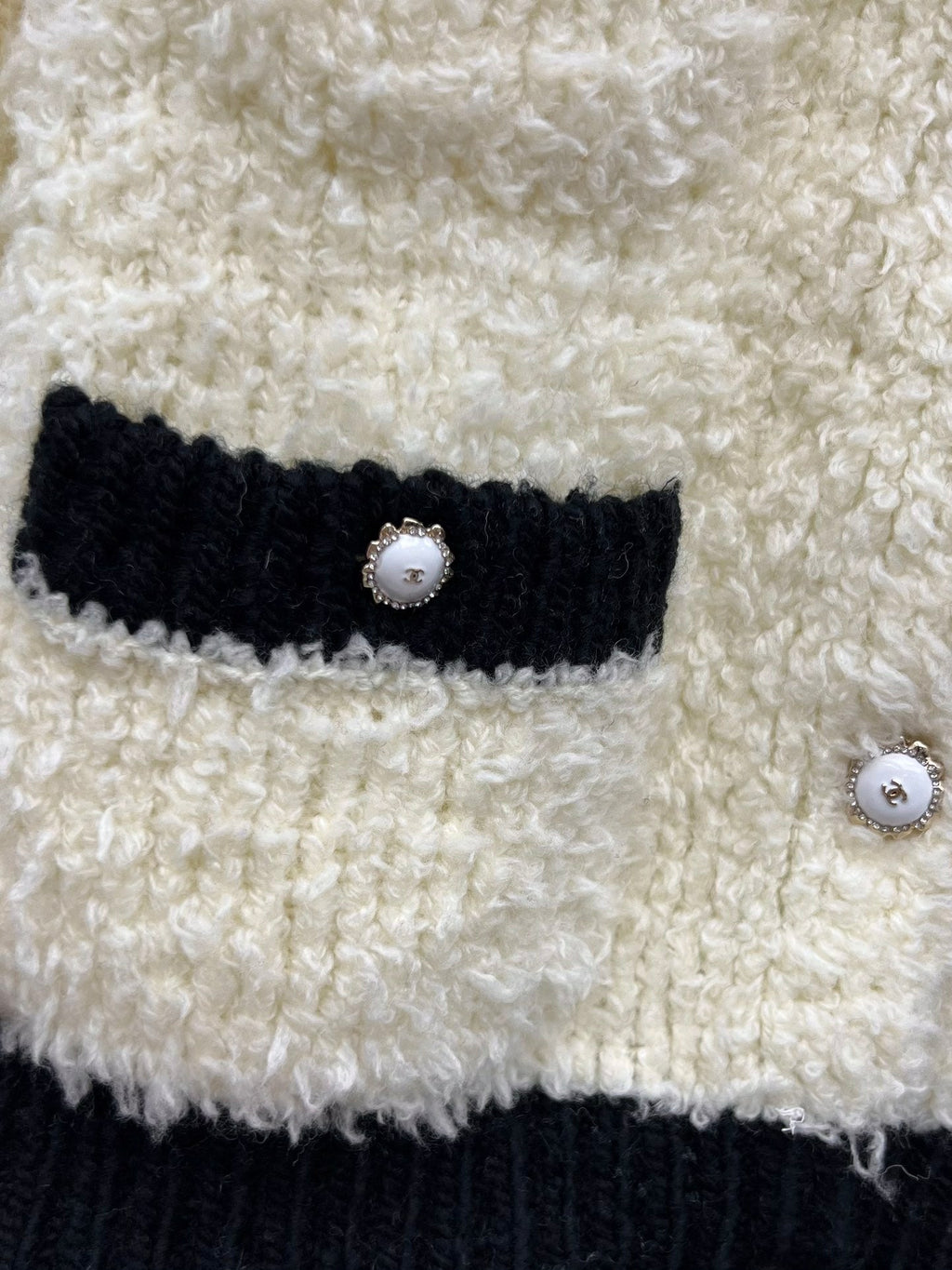 CHANEL 25S KNIT CARDIGAN 355