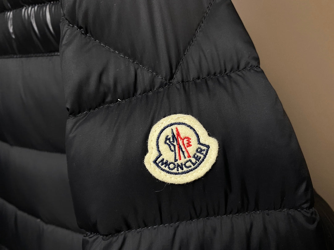 MONCLER JACKET STYLE 322