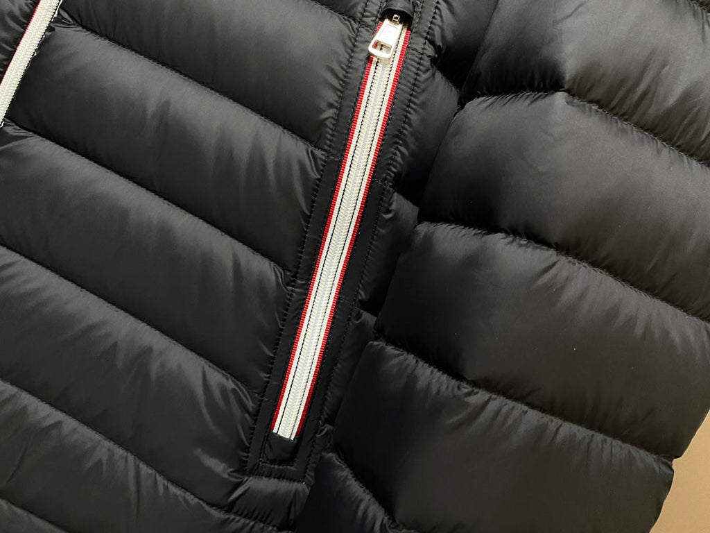 MONCLER JACKET STYLE 322