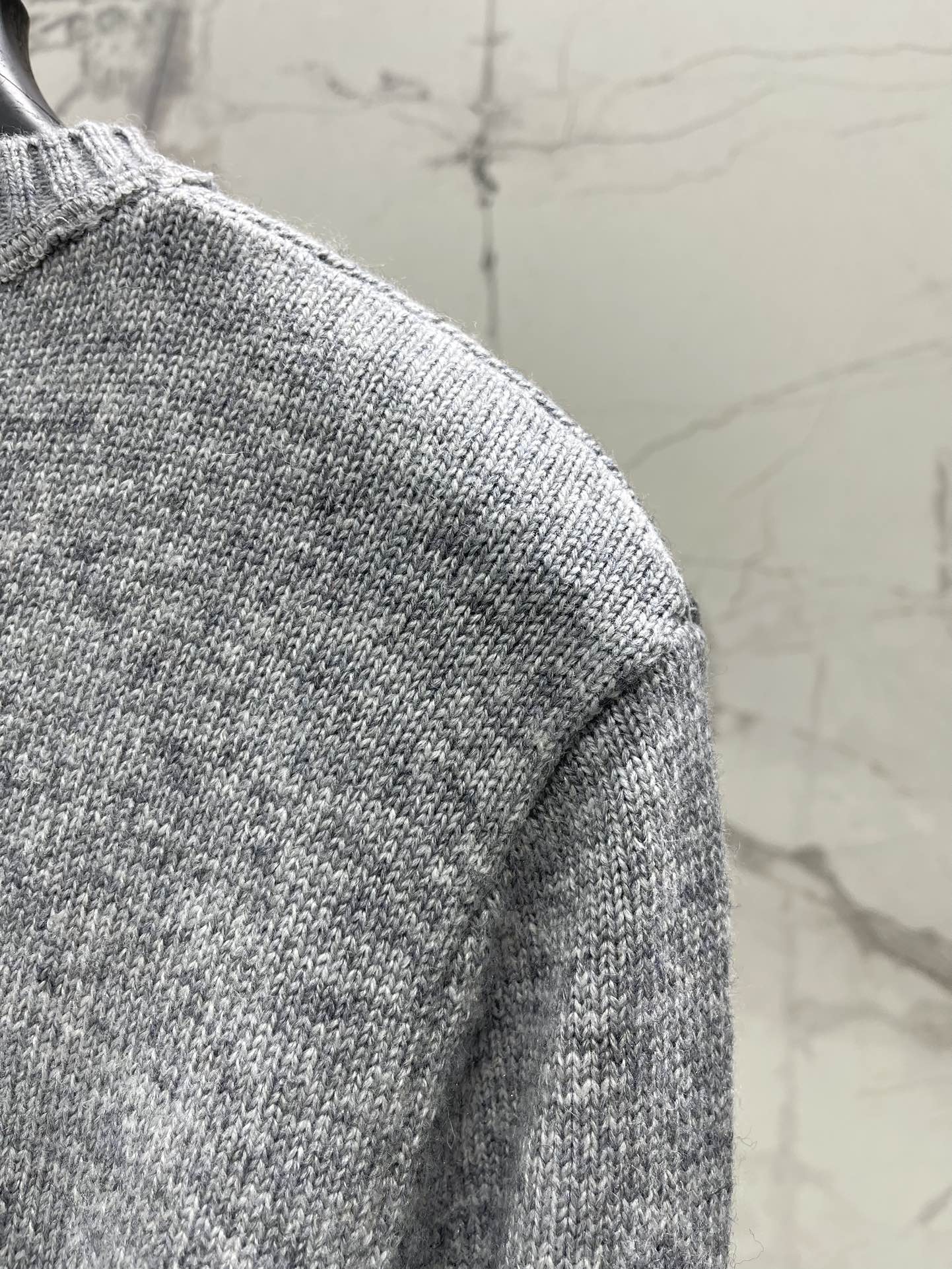 PRADA 25S CREW NECK SWEATER 342
