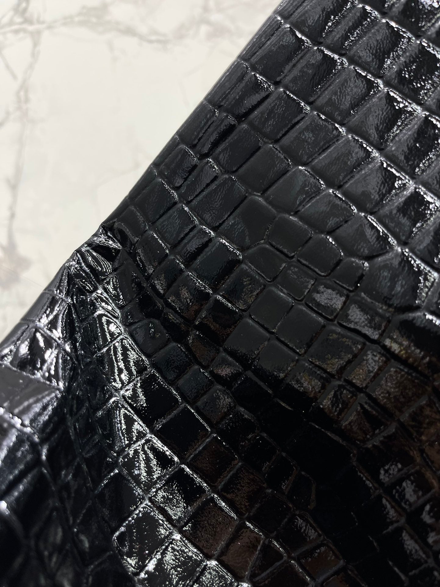 YSL 25S CROC LEATHER SKIRT STYLE 108
