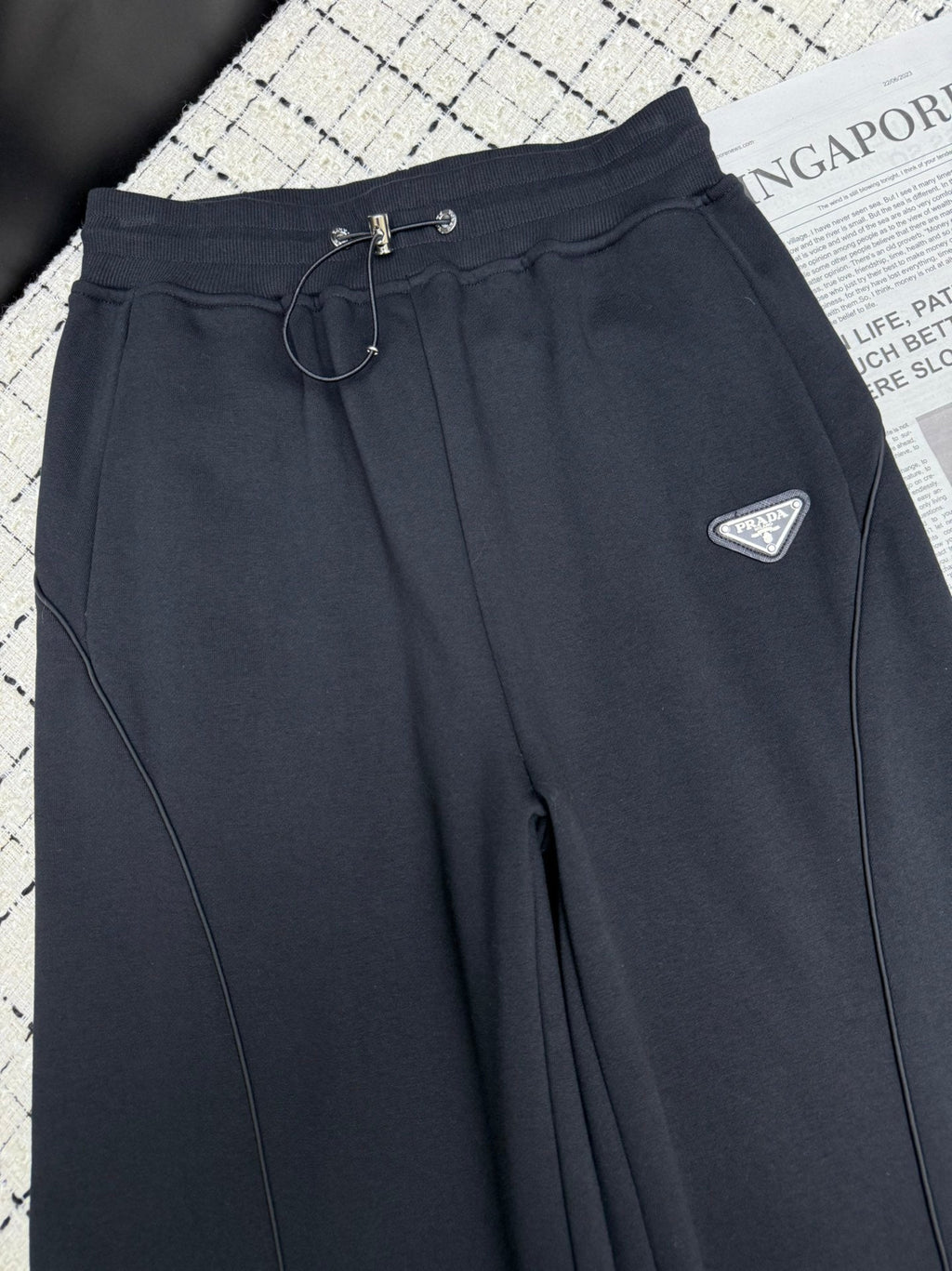 PRADA 26S WIDE-LEG PANTS 609