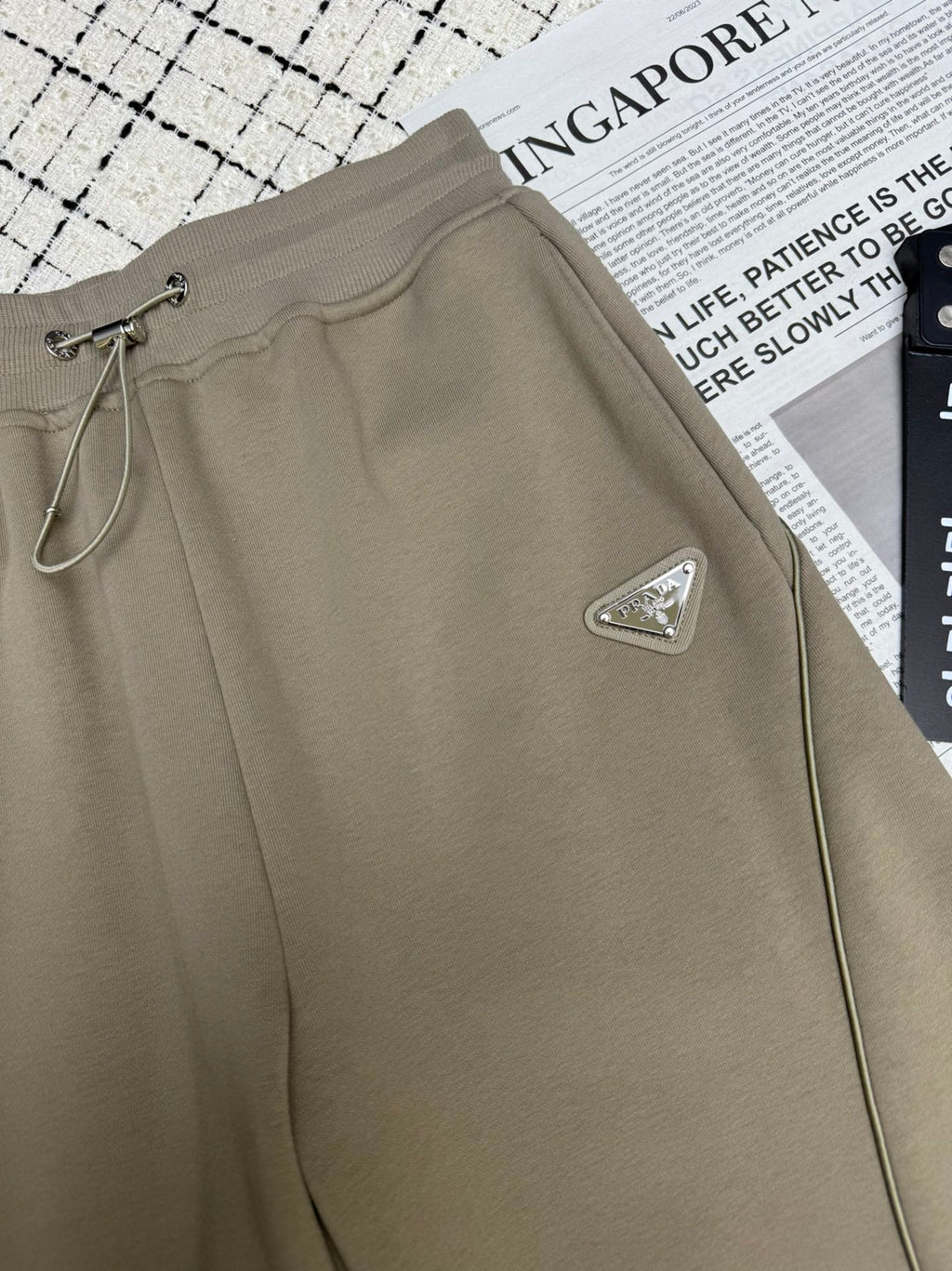 PRADA 26S WIDE-LEG PANTS 608