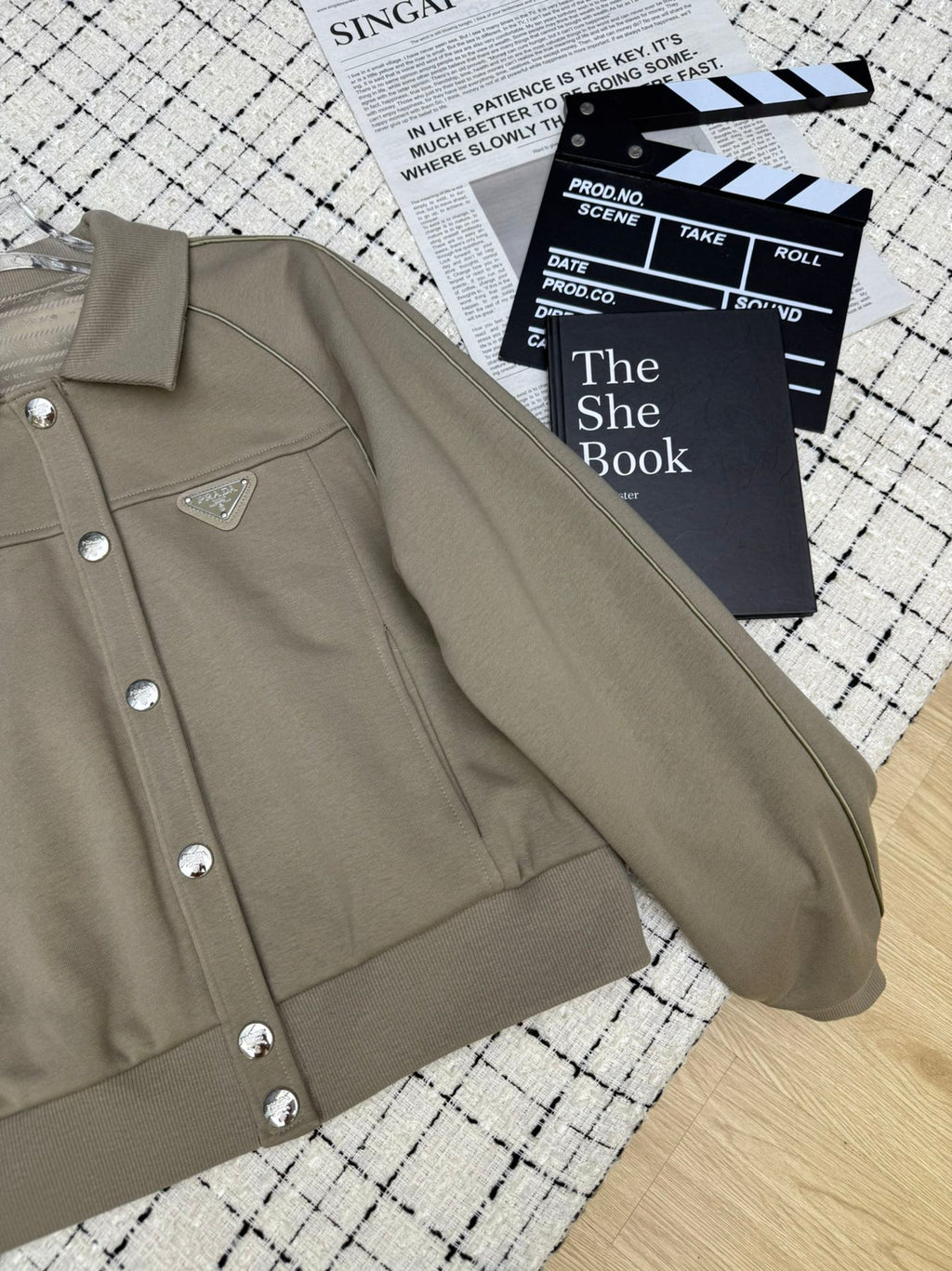 PRADA 25S LOGO JACKET 327