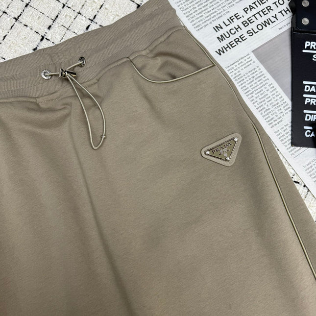 PRADA 26S MIDI SKIRT 606