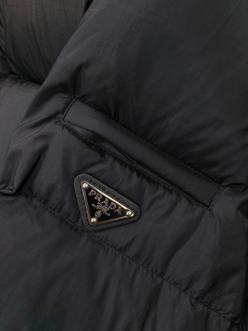 PRADA 25S DOWN JACKET WITH HOOD 248
