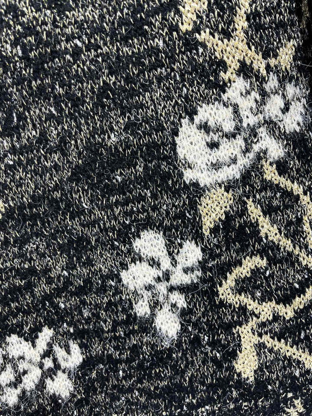 CHANEL 25S SWEATER 411
