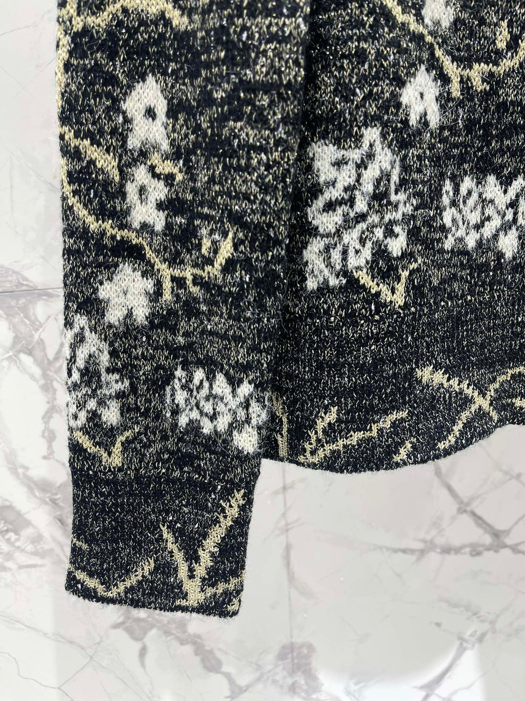 CHANEL 25S SWEATER 411