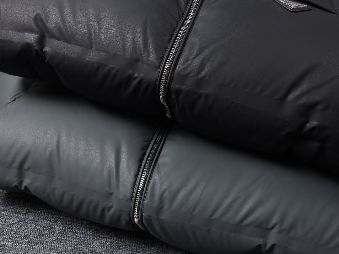 PRADA 25S DOWN PUFFER VEST 215
