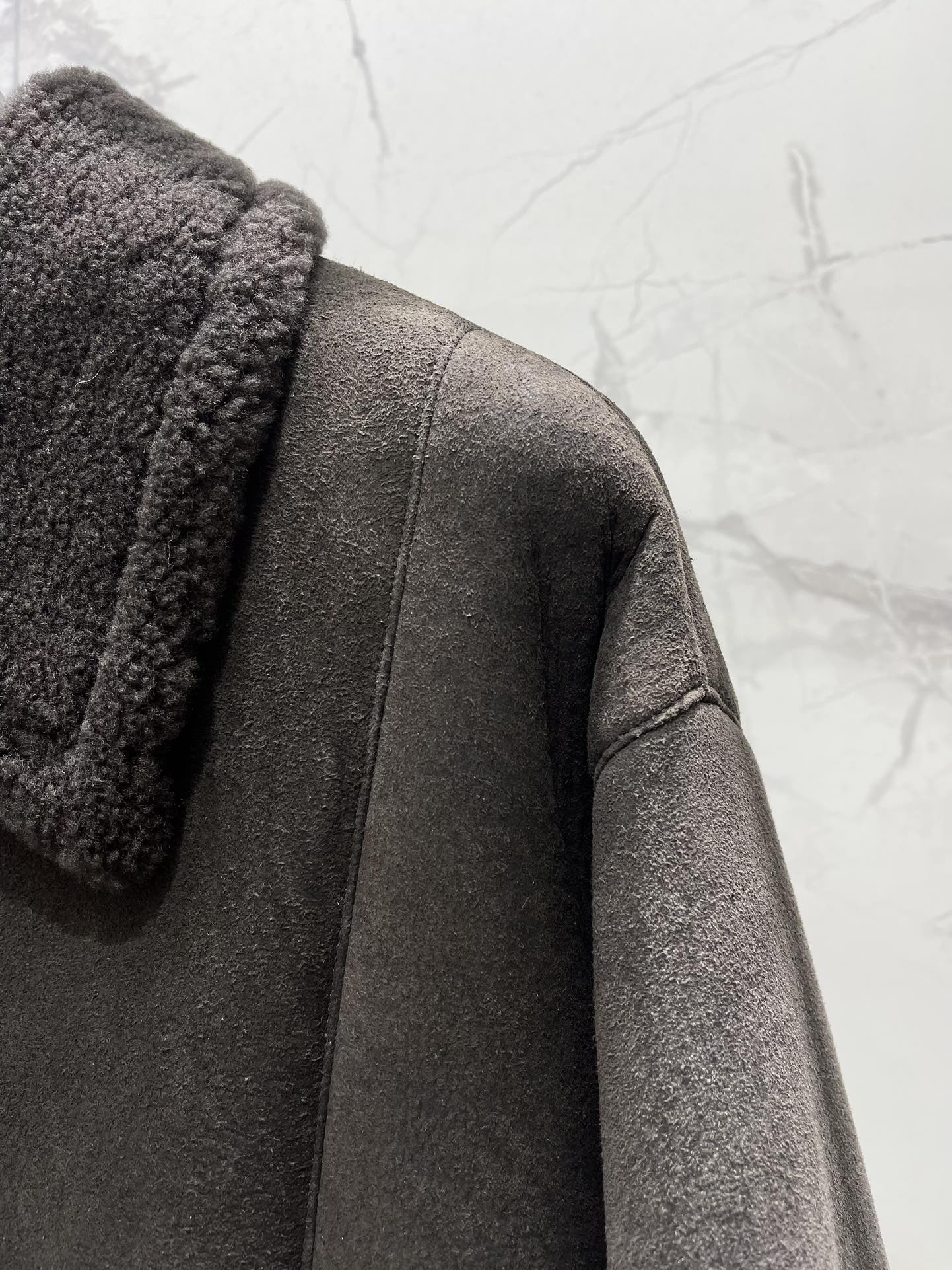 YSL 25S JACKET STYLE 101