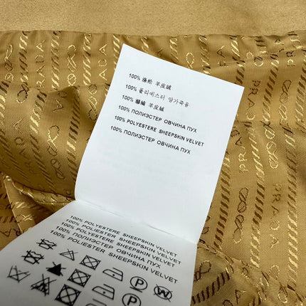 PRADA 25S STAND-COLLAR PACKET 371