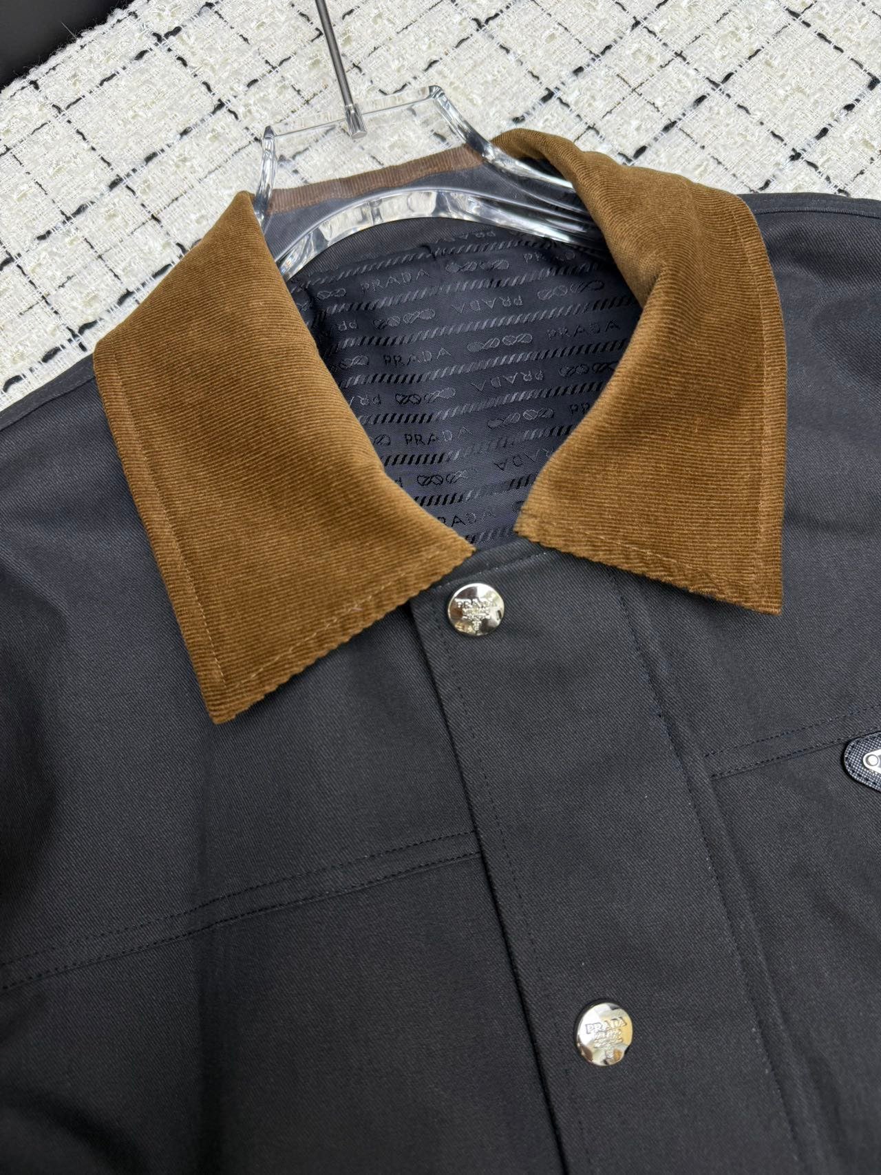 PRADA 25S JACKET 619