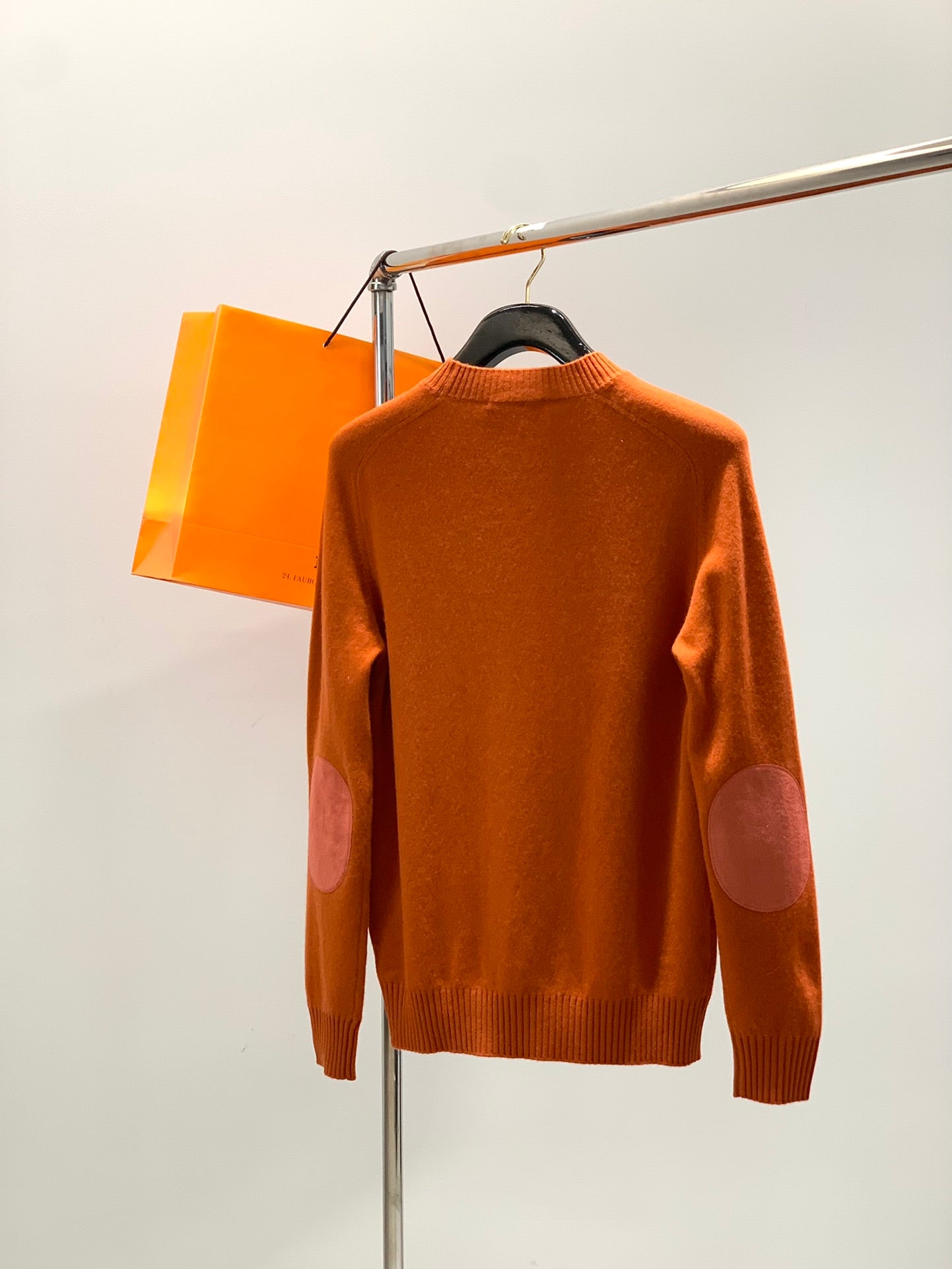 HERMES 25S LONG-SLEEVE KNITTED CREW NECK SWEATER 178