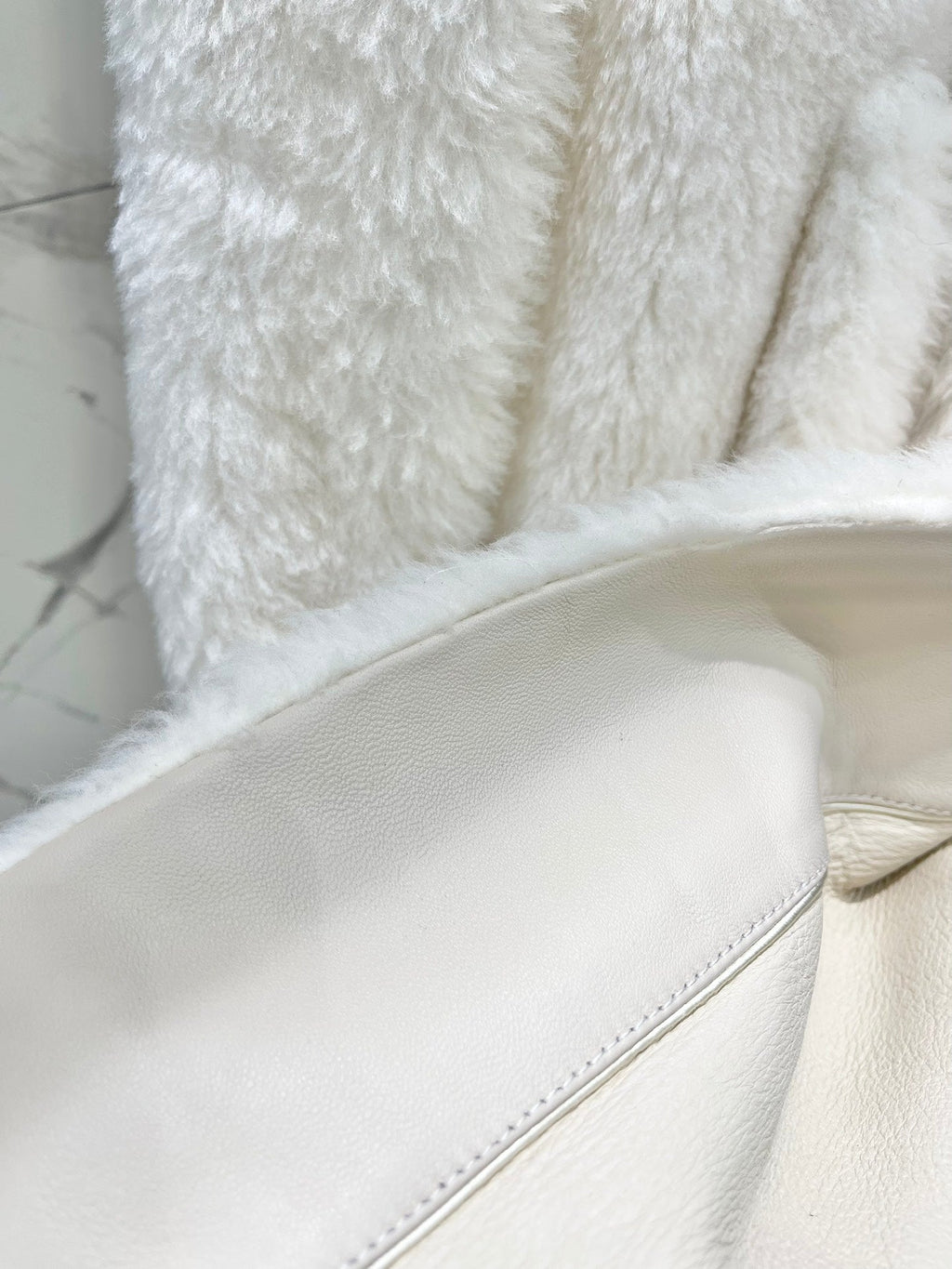 MAX MARA 25S SHEARLING COAT 212