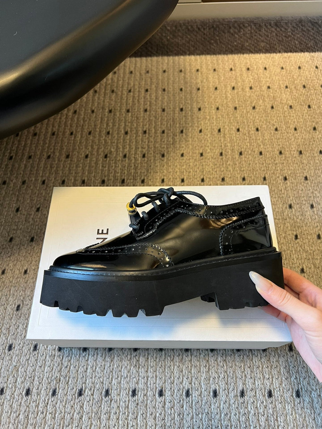 CELINE 26S SAINTNJORD TASSEL LOAFER 50 MM IN BLACK CALFSKIN