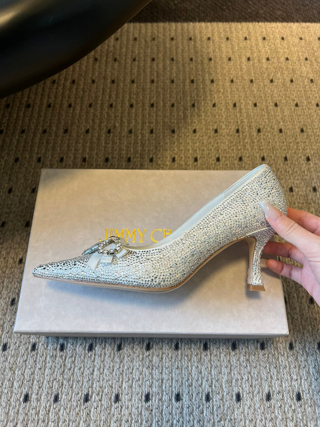 JIMMY CHOO 26S HIGH HEELS 70 MM IN WHITE CRYSTAL WITH BOW