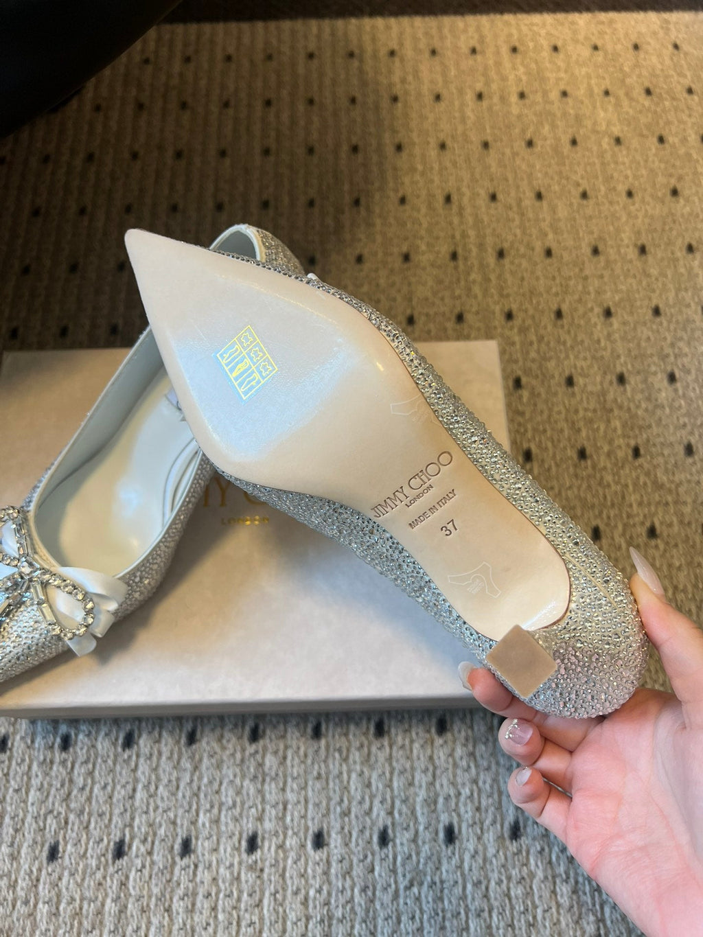 JIMMY CHOO 26S HIGH HEELS 70 MM IN WHITE CRYSTAL WITH BOW