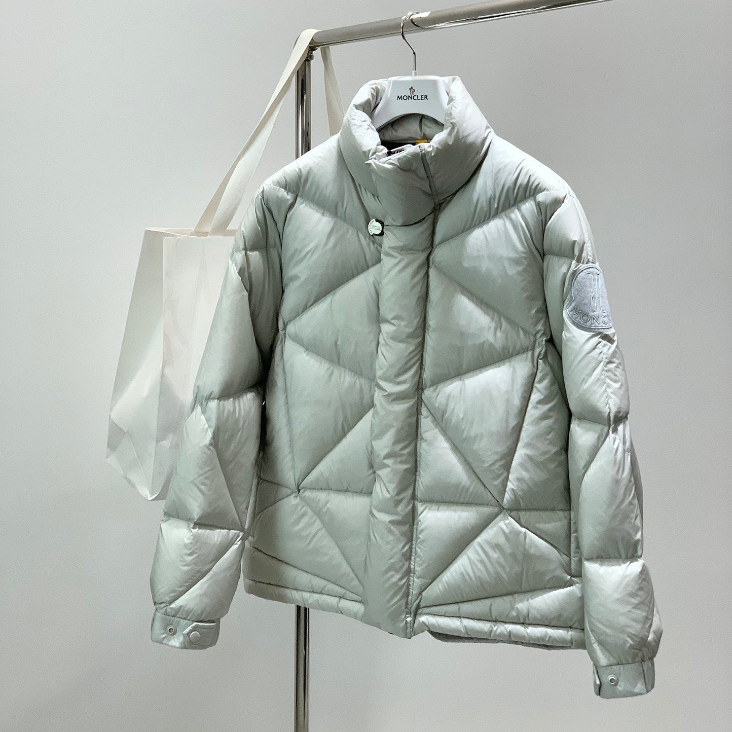 MONCLER 25S DOWN JACKET 433