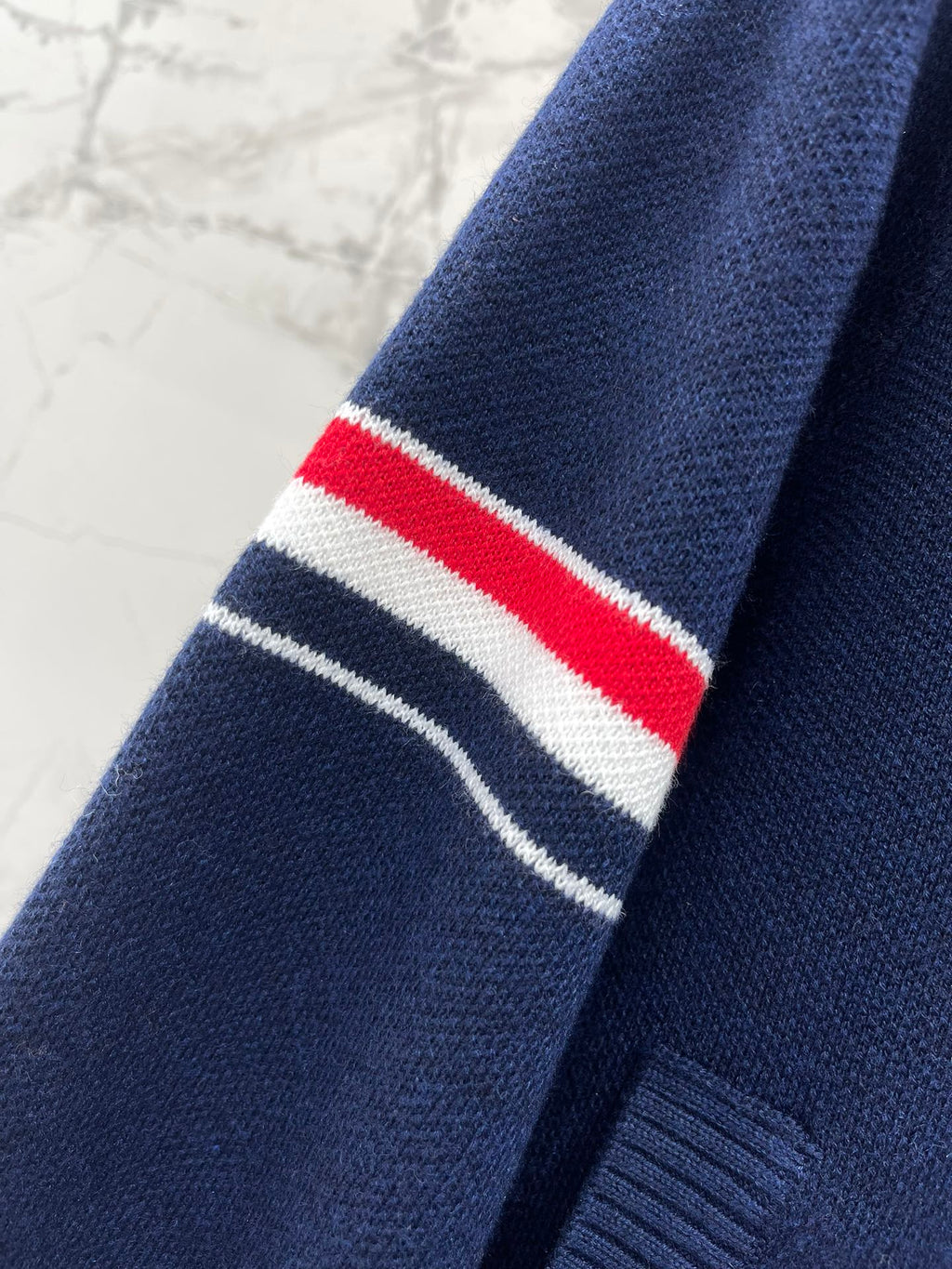 THOM 26S CARDIGAN STYLE 66