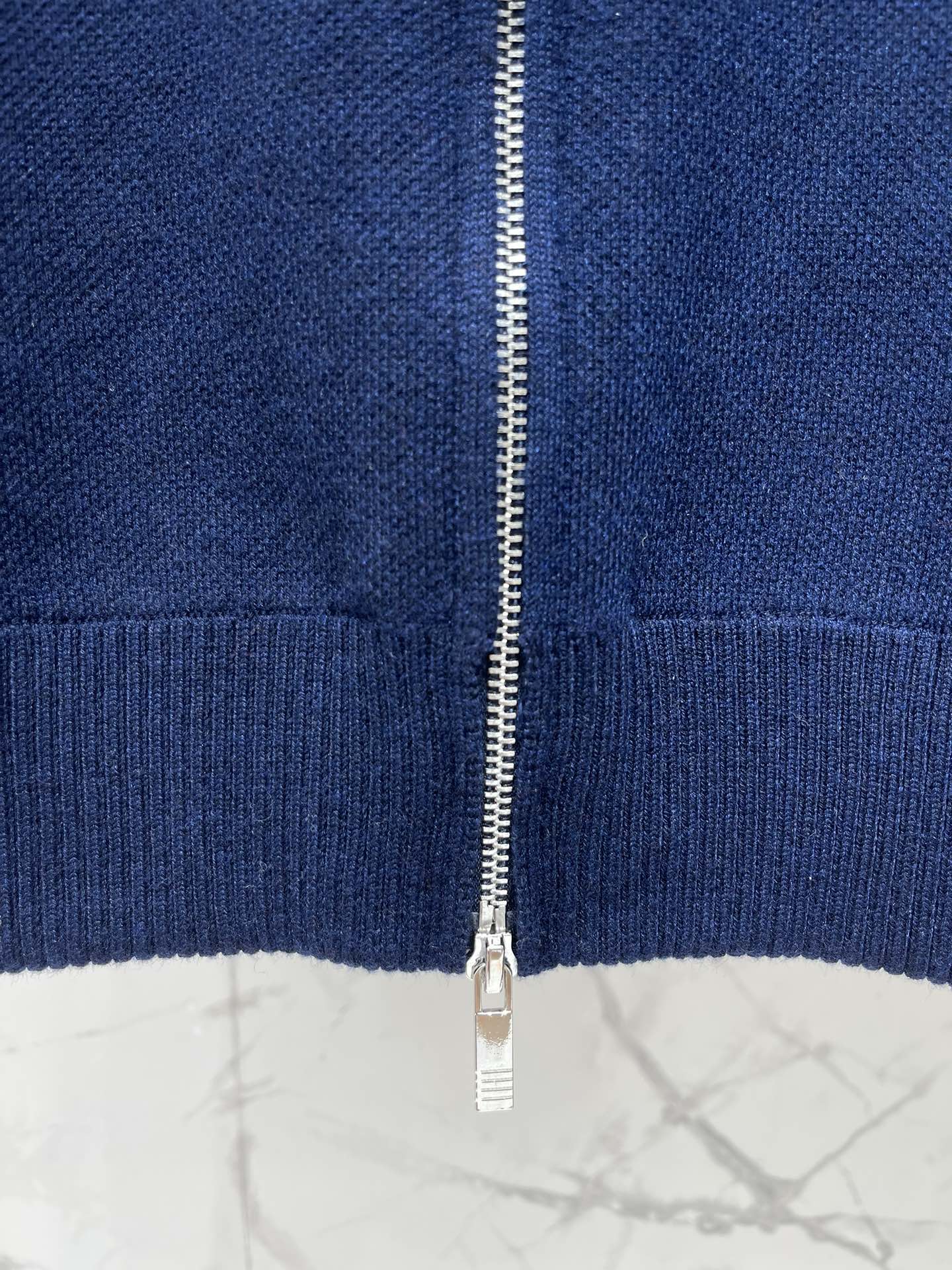 THOM 26S CARDIGAN STYLE 66