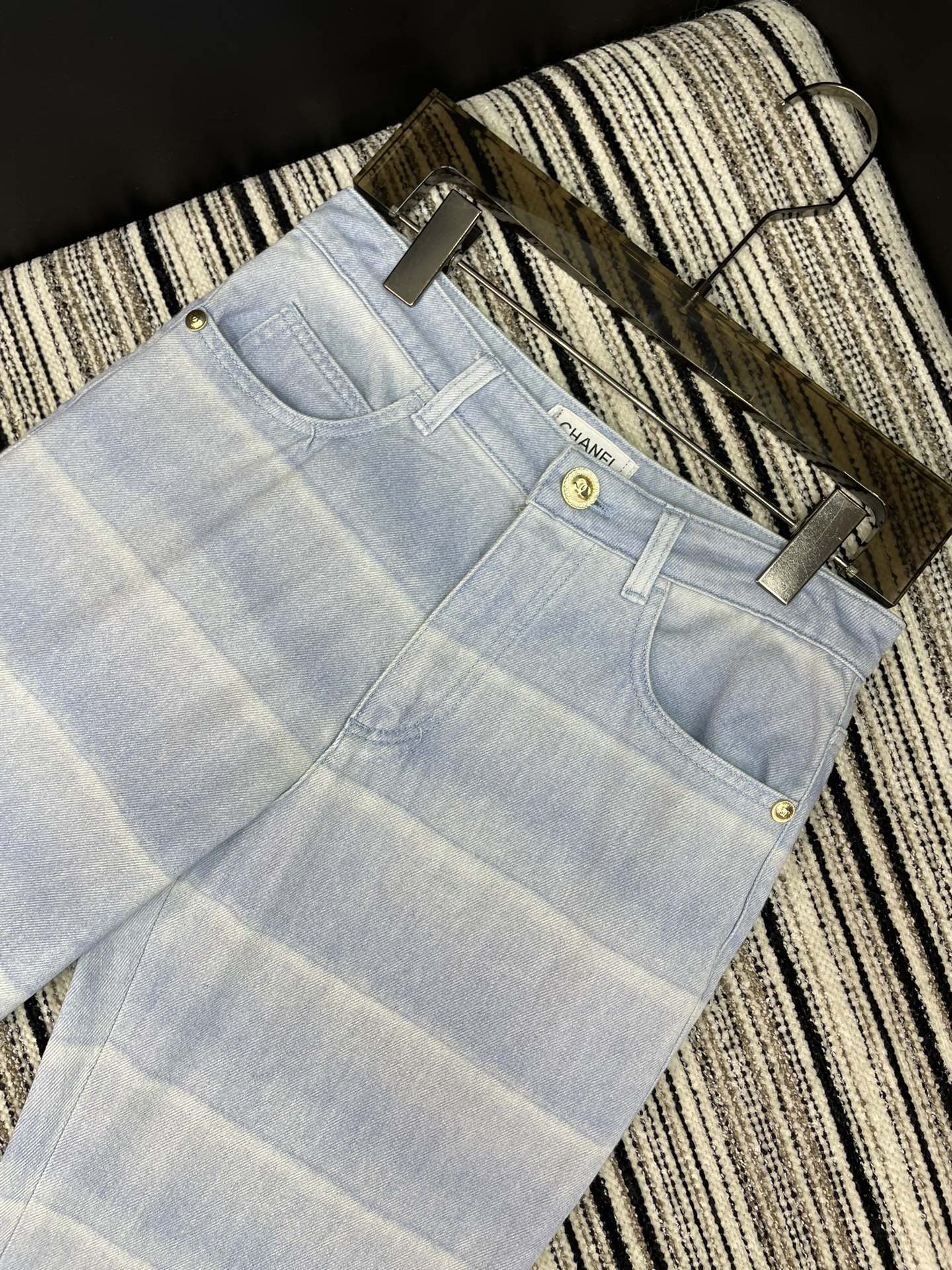 CHANEL 25S JEANS 444