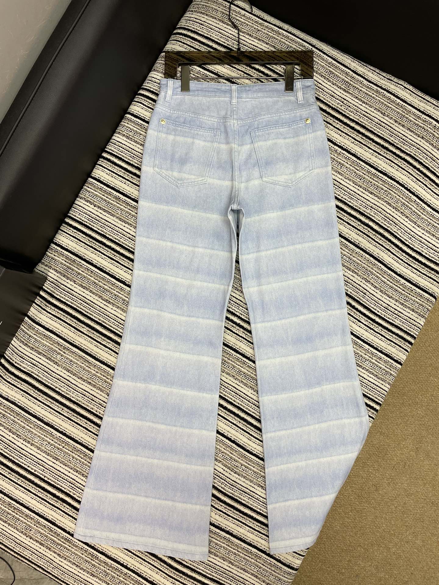 CHANEL 25S JEANS 444
