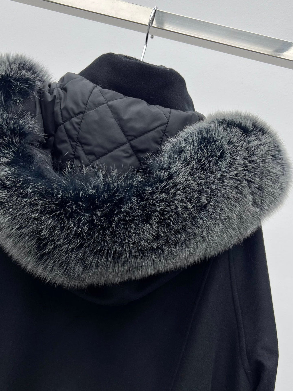 LP 26S FUR-COLLAR KNIT JACKET 473